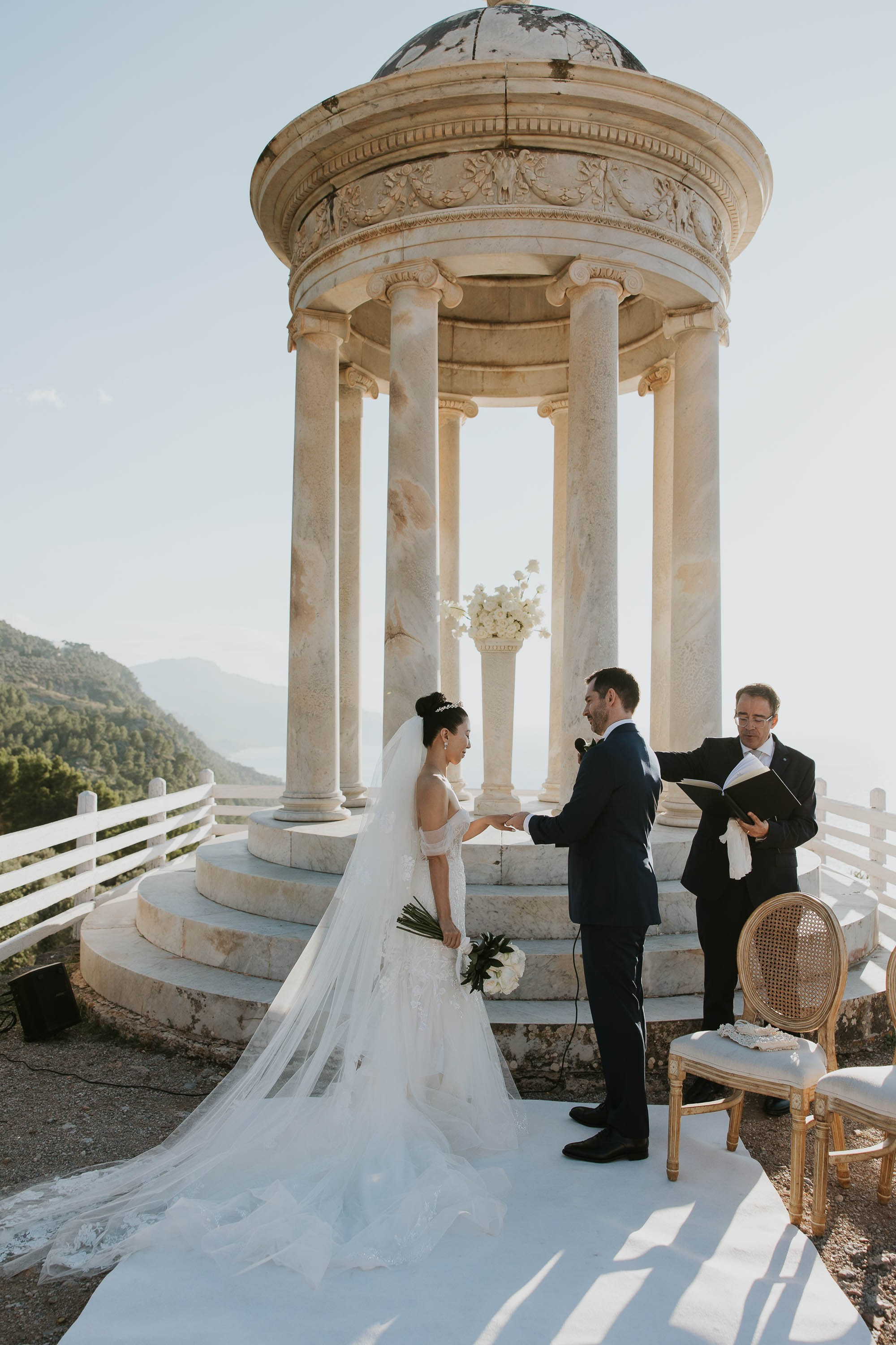 Son Marroig Venue for Masumi & Chris Wedding Ceremony. Wedding Celebrant in Mallorca Iban Collin