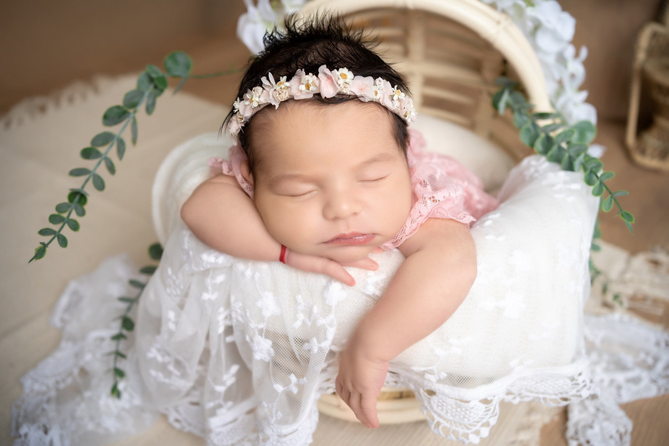 NEWBORN. BabyBumpbyCristinaH