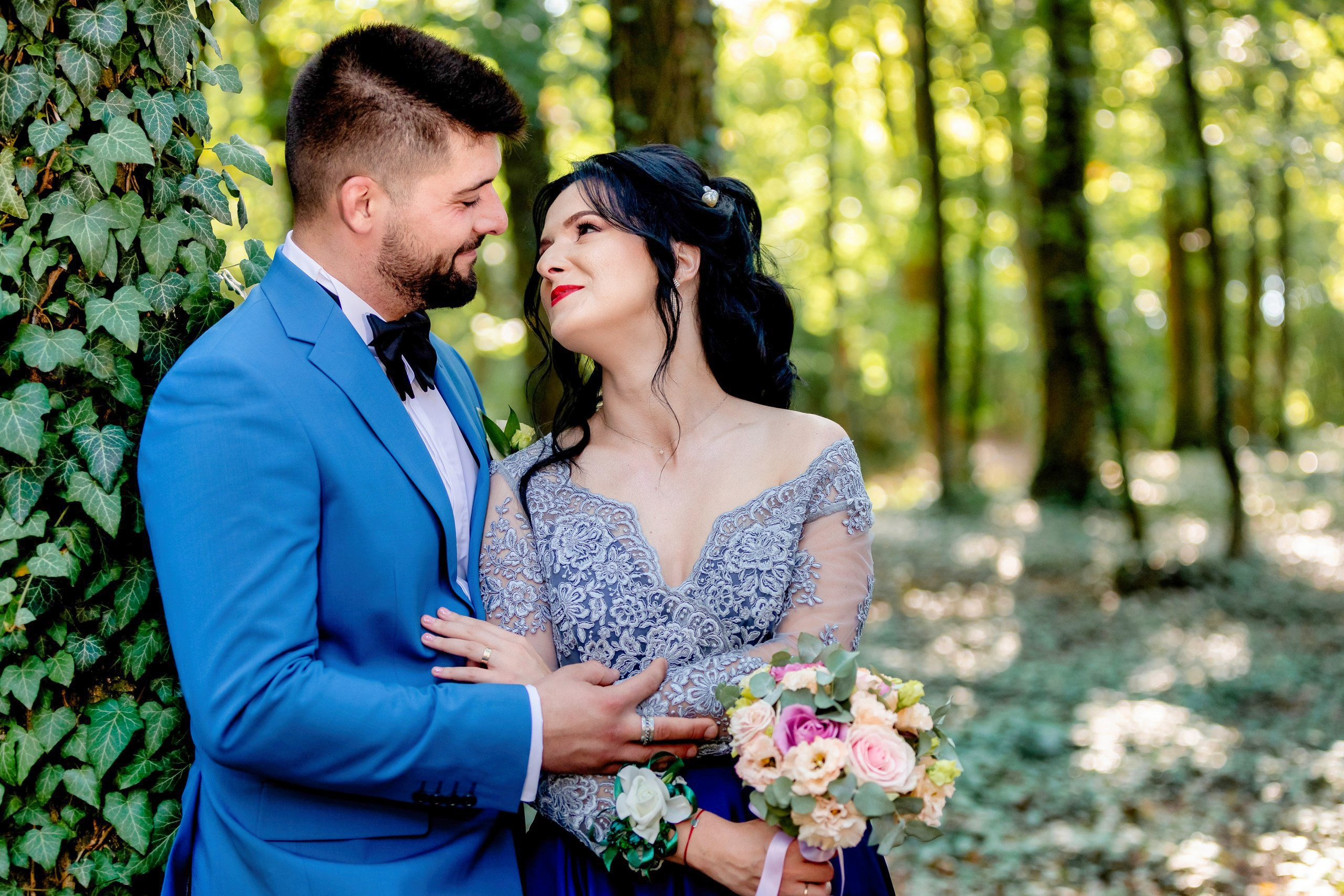 - nunta--fotograf-profesionist-botosani - fotografie-nunta-romantica - imagini-nunta-in-natura-alin-chirila-fotograf - fotografii-cuplu-indragostit-nunta-botosani - sedinta-foto-miri-andrei-iustina-alinofotostudio - amintiri-din-nunta-realizate-de-fotograf-profesionist - povestea-nuntii-andrei-si-iustina-in-imagini-alinofotostudio-fotograf evenimente- evenimente Botoșani -fotograf Suceava - fotograf Iași- servicii foto. servicii foto Botoșani. servicii foto video Botoșani. fotograf nunta. fotograf evenimente. fotograf nunta Botoșani. Alin chirila. Alin chirila fotograf. Alinofotostudio.- servicii foto. servicii foto Botoșani. servicii foto video Botoșani. fotograf nunta. fotograf evenimente. fotograf nunta Botoșani. Alin chirila. Alin chirila fotograf. Alinofotostudio.fotograf stare civilă,poze stare civilă,album foto stare civilă,servicii foto suceava,fotograf evenimente suceava,fotograf nuntă suceava,poze cununie civilă,ședință foto stare civilă,sesiune foto suceava,fotograf profesionist suceava,fotograf botosani,stare civila botosani,alinofotostudio,alin chirila fotograf.servicii foto. servicii foto Botoșani. servicii foto video Botoșani. fotograf nunta. fotograf evenimente. fotograf nunta Botoșani. Alin chirila. Alin chirila fotograf. Alinofotostudio.fotograf stare civilă,poze stare civilă,album foto stare civilă,servicii foto suceava,fotograf evenimente suceava,fotograf nuntă suceava,poze cununie civilă,ședință foto stare civilă,sesiune foto suceava,fotograf profesionist suceava,fotograf botosani,stare civila povestitor prin fotografiebotosani,alinofotostudio,alin chirila fotograf,servicii foto. servicii foto Botoșani. servicii foto video Botoșani. fotograf nunta. fotograf evenimente. fotograf nunta Botoșani. Alin chirila. Alin chirila fotograf. Alinofotostudio.fotograf stare civilă,poze stare civilă,album foto stare civilă,servicii foto suceava,fotograf evenimente suceava,fotograf nuntă suceava,poze cununie civilă,ședință foto stare civilă,sesiune foto suceava,fotograf profesionist suceava,fotograf botosani,stare civila botosani,alinofotostudio,alin chirila fotograf,cununie religioasă botoșani,andreea și neculai,capela militară botoșani,foto conacul zăicești,fotograf nuntă botoșani,fotograf cununie religioasă,foto evenimente botoșani,poze cununie capela militară,ședință foto zăicești,fotograf profesionist botoșaniMire și mireasă – Sergiu & Liliana – ziua nunții, 2024 - Emoții în ziua nunții – Sergiu și Liliana - Dansul mirilor – fotografie artistică nuntă 2024 - Sedinta foto romantică în natură – Sergiu & Liliana - Rochia de mireasă și detalii de nuntă elegan-Album de cununie civilă Florin și Anda – Fotografii profesionale realizate de Alin Chirilă în Botoșani -fotograf prin fotografie-Ședință foto Trash the Dress pe muntele Rarău cu Iulian și Iuliana – fotografie de cuplu, natură montană, emoție autentică surprinsă de Alin Chirilă, povestitor prin fotografie.- "Iulian și Iuliana pe crestele Rarăului – fotografie Trash the Dress în natură" - "Cuplu îmbrățișat la apus pe muntele Rarău – ședință foto după nuntă" - "Rochie de mireasă în vânt pe munte – Trash the Dress Rarău-1. Iulian și Iuliana pe muntele Rarău – ședință foto Trash the Dress în natură, cu peisaj montan spectaculos 2. Cuplu în îmbrățișare pe Rarău – emoție autentică surprinsă după nuntă 3. Rochie de mireasă în bătaia vântului – fotografie artistică Trash the Dress în munți 4. Mire și mireasă privind spre orizont – dragoste și libertate pe muntele Rarău 5. Iuliana zâmbind în rochia de mireasă – portret în natură, Trash the Dress 6. Iulian ținându-și mireasa de mână – ședință foto romantică pe munte 7. Detaliu cu rochia pe stâncă – estetică naturală Trash the Dress Rarău 8. Cuplu în mers pe poteca Rarăului – fotografie simbolică de după nuntă 9. Apus de soare pe Rarău în spatele mirilor – imagine de poveste Trash the Dress 10. Iulian și Iuliana râzând împreună – momente autentice surprinse de Alin Chirilă, povestitor prin fotografie