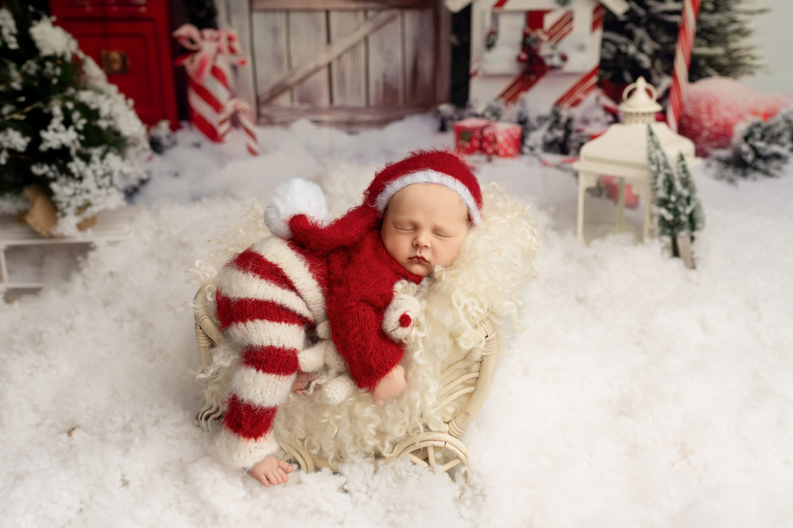 Esu Aleksandra naujagimių ir kudikių fotografė iš Vilniaus