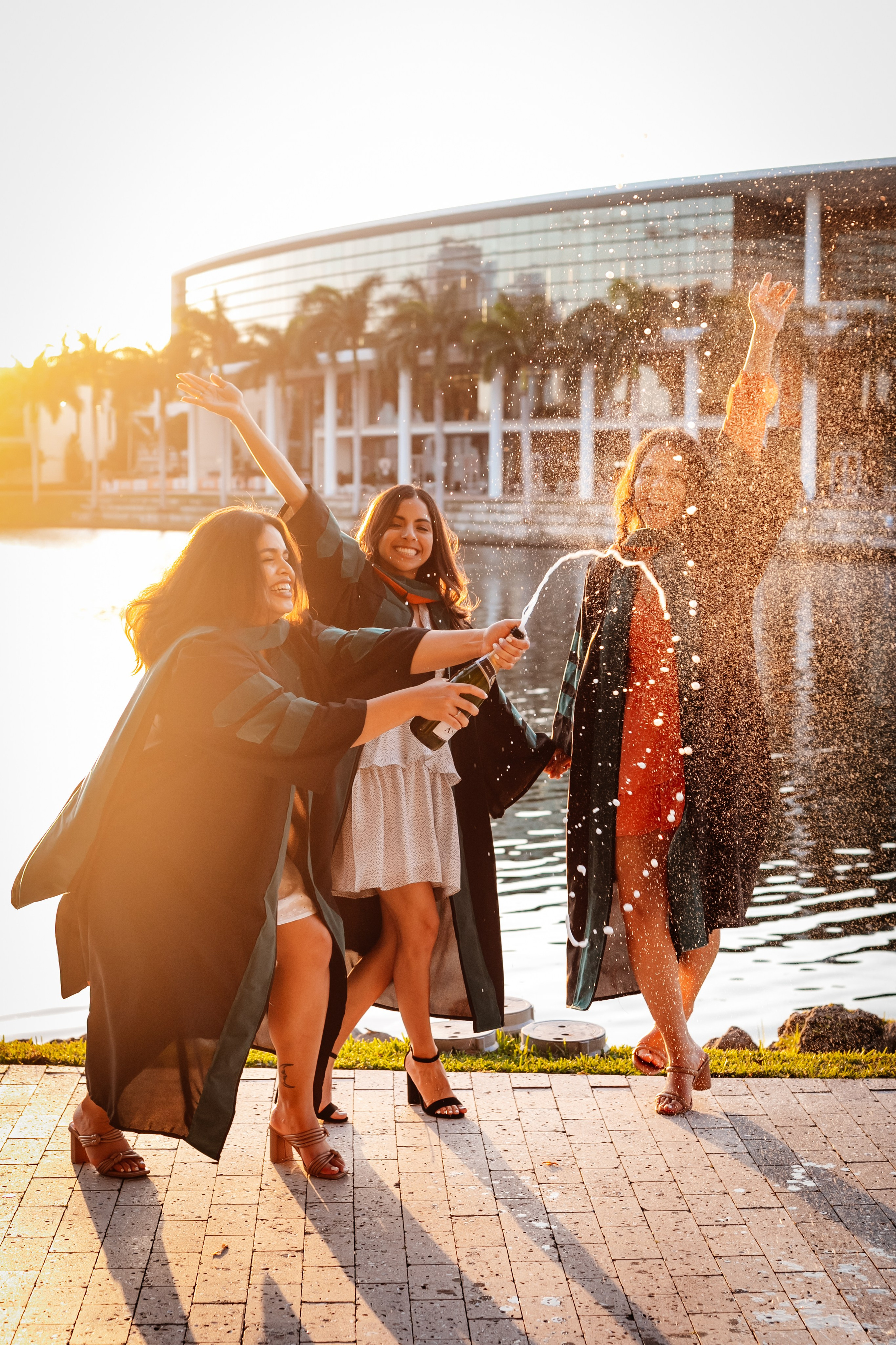 Graduation photographer in Miami. Portrait and graduation photographer Marina Simanava