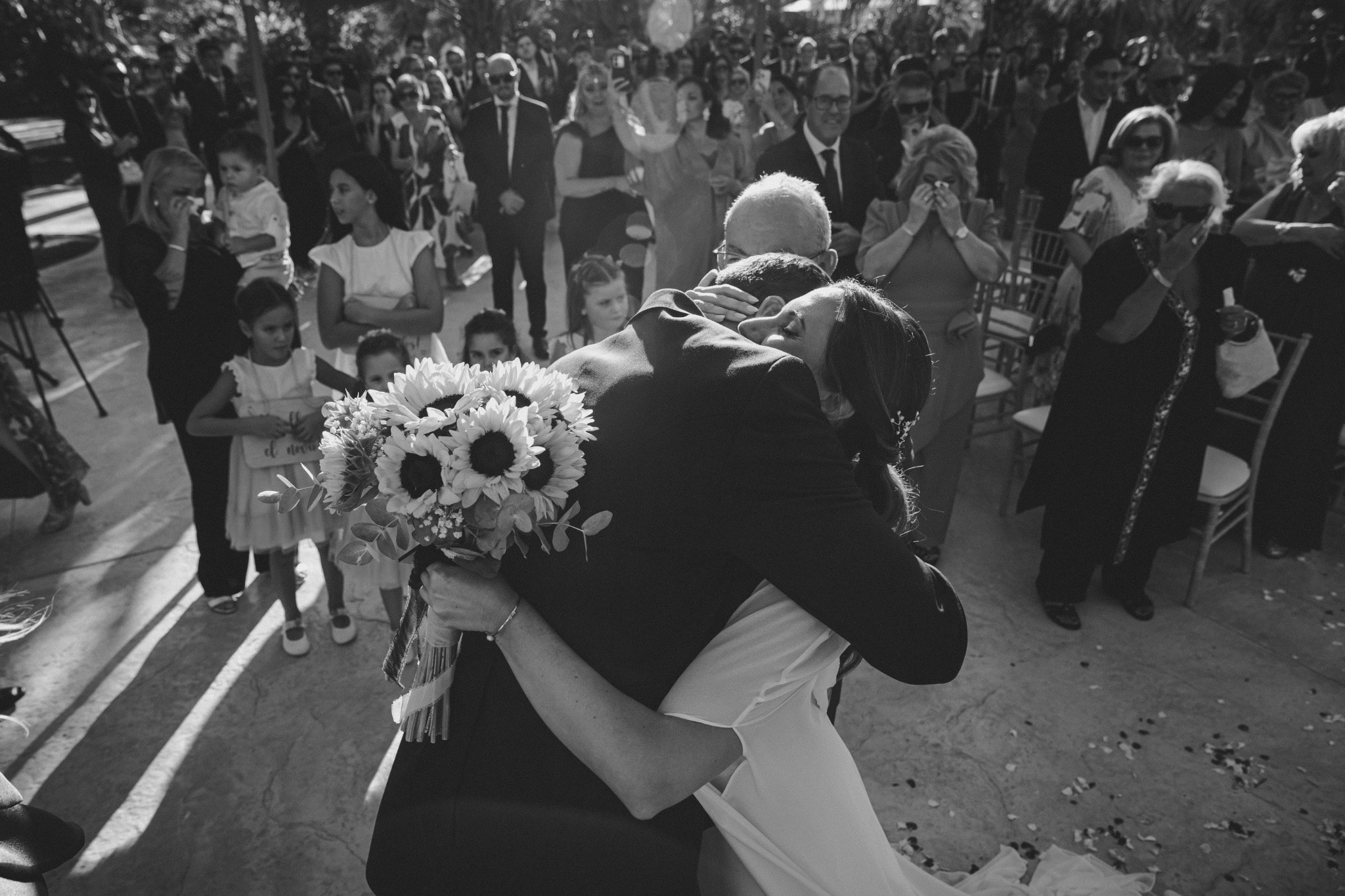 Boda de Antonio y Miriam en Cova Romero, Elche | Ramoné Fotografía