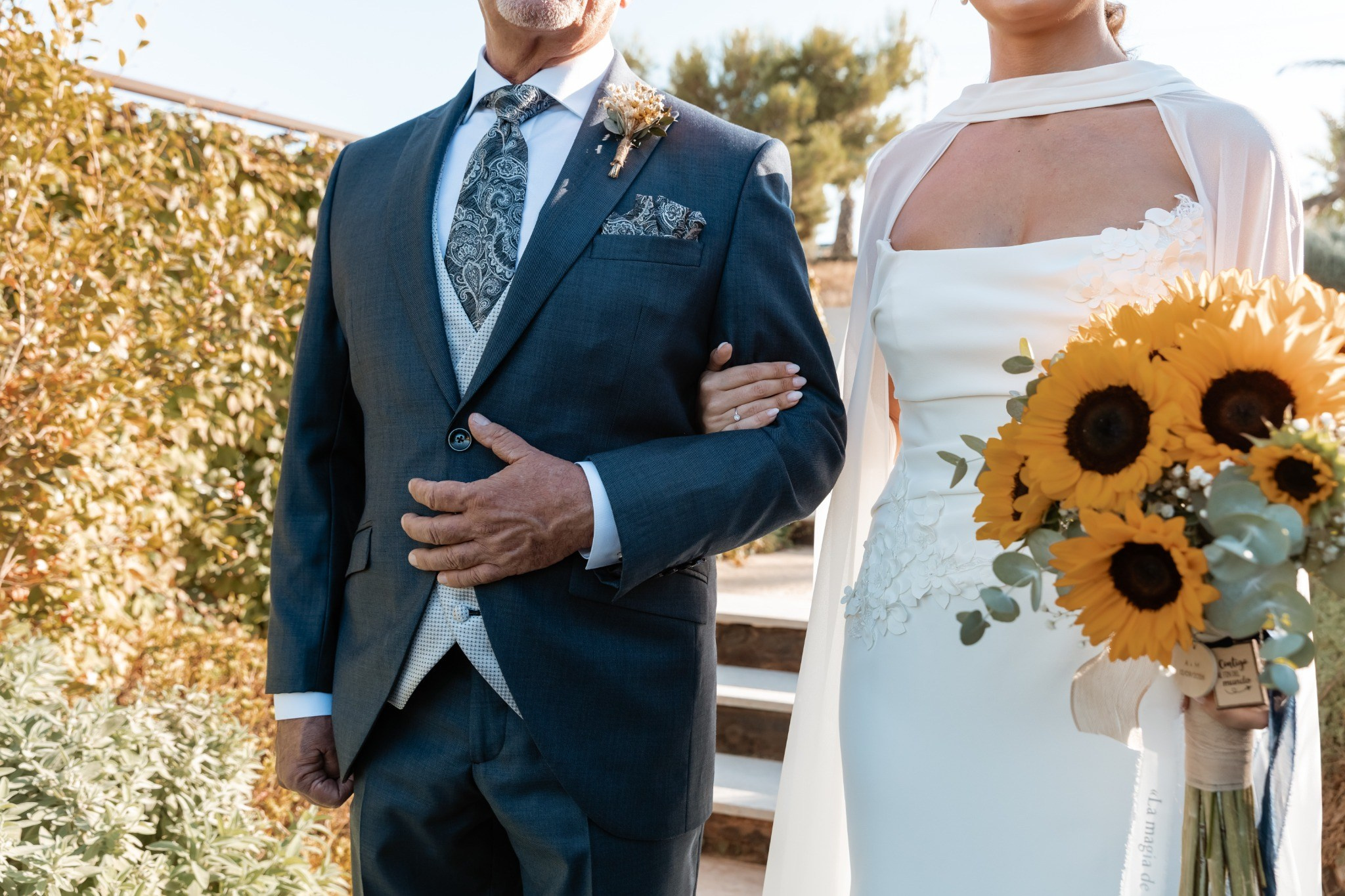 Boda de Antonio y Miriam en Cova Romero, Elche | Ramoné Fotografía