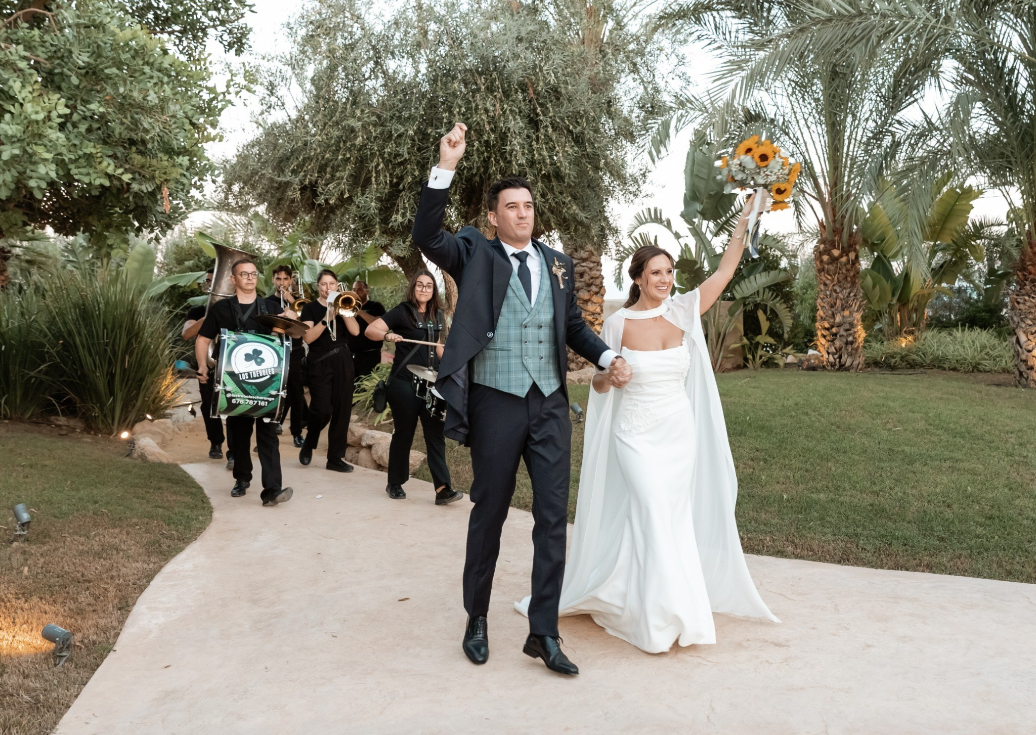 Boda de Antonio y Miriam en Cova Romero, Elche | Ramoné Fotografía