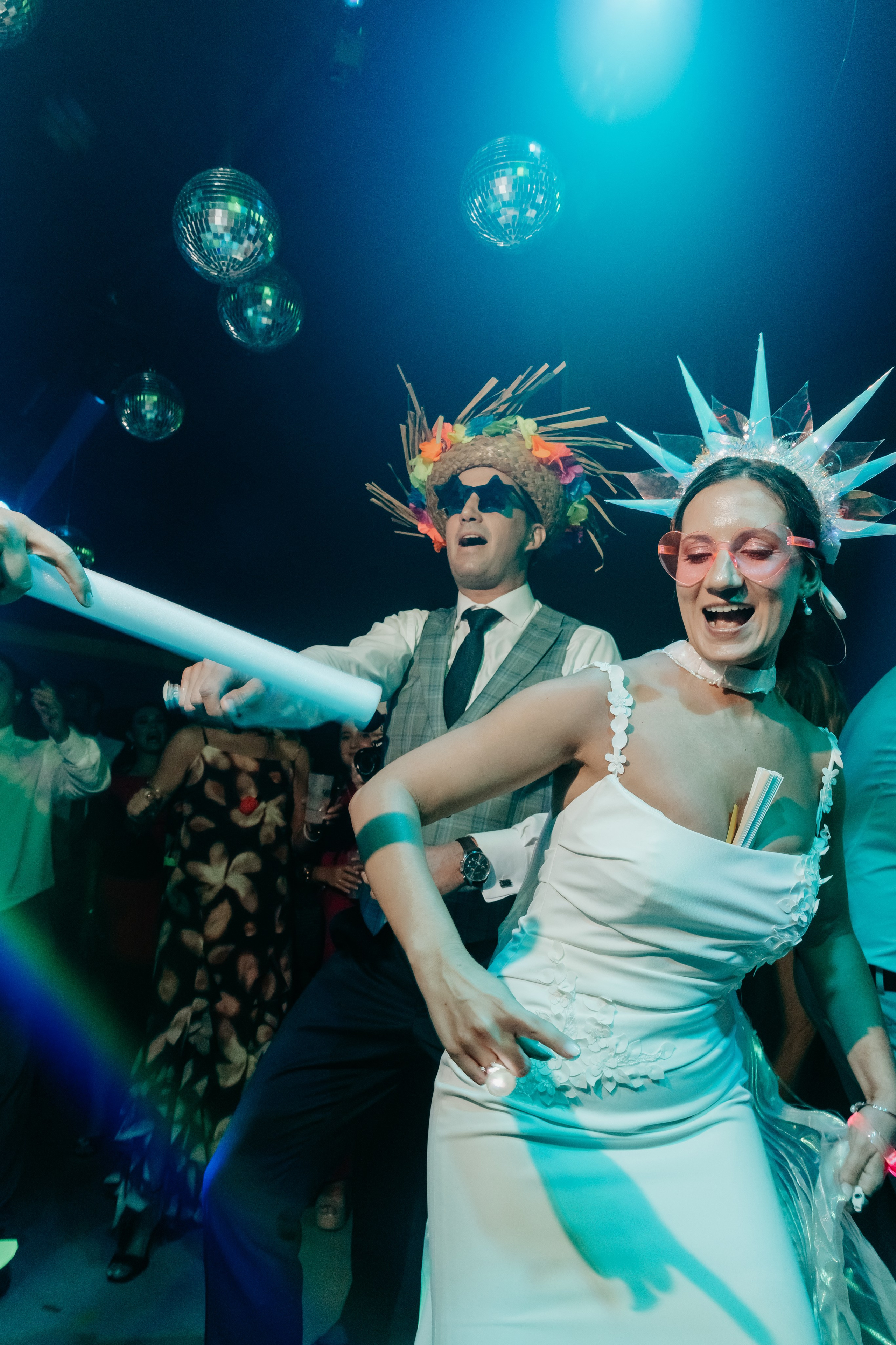 Boda de Antonio y Miriam en Cova Romero, Elche | Ramoné Fotografía