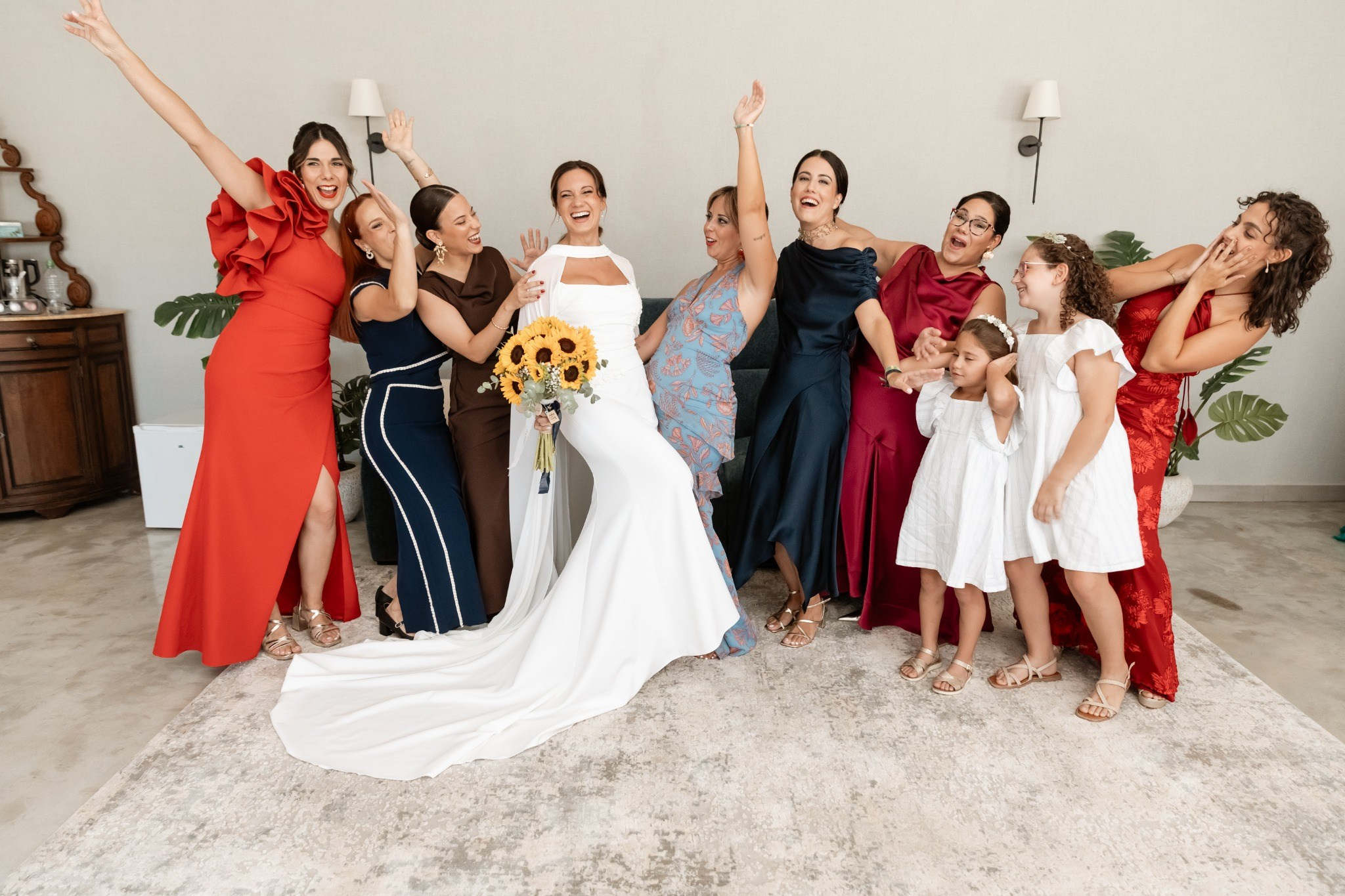 Boda de Antonio y Miriam en Cova Romero, Elche | Ramoné Fotografía