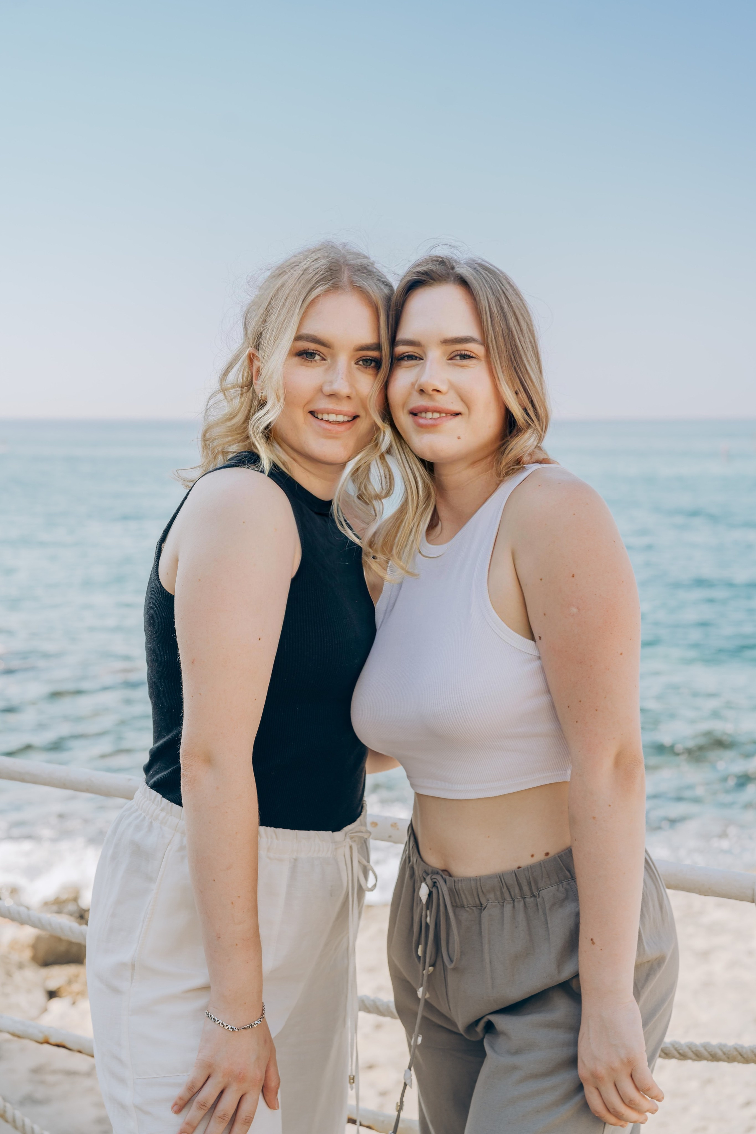Sisters. Photographer in Mallorca