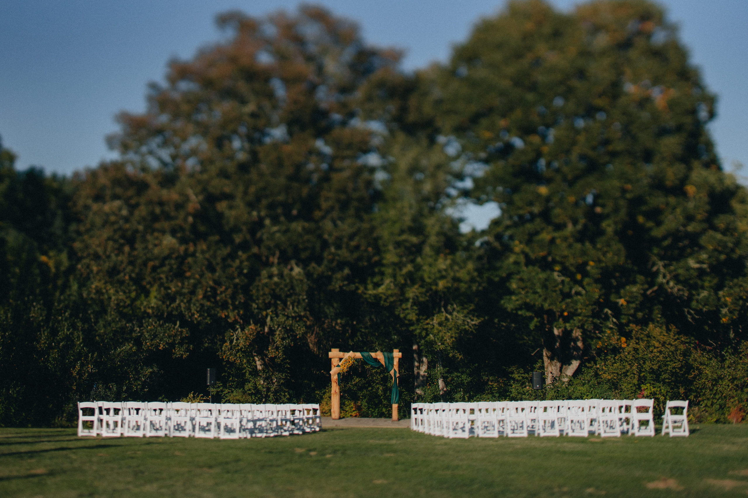 Jessie and Isaac on their wedding day in Portland, Oregon – a genuine moment of joy captured by photographer Georgy Shishkin in a romantic outdoor style, reflecting the charm of Portland & Seattle wedding photography.