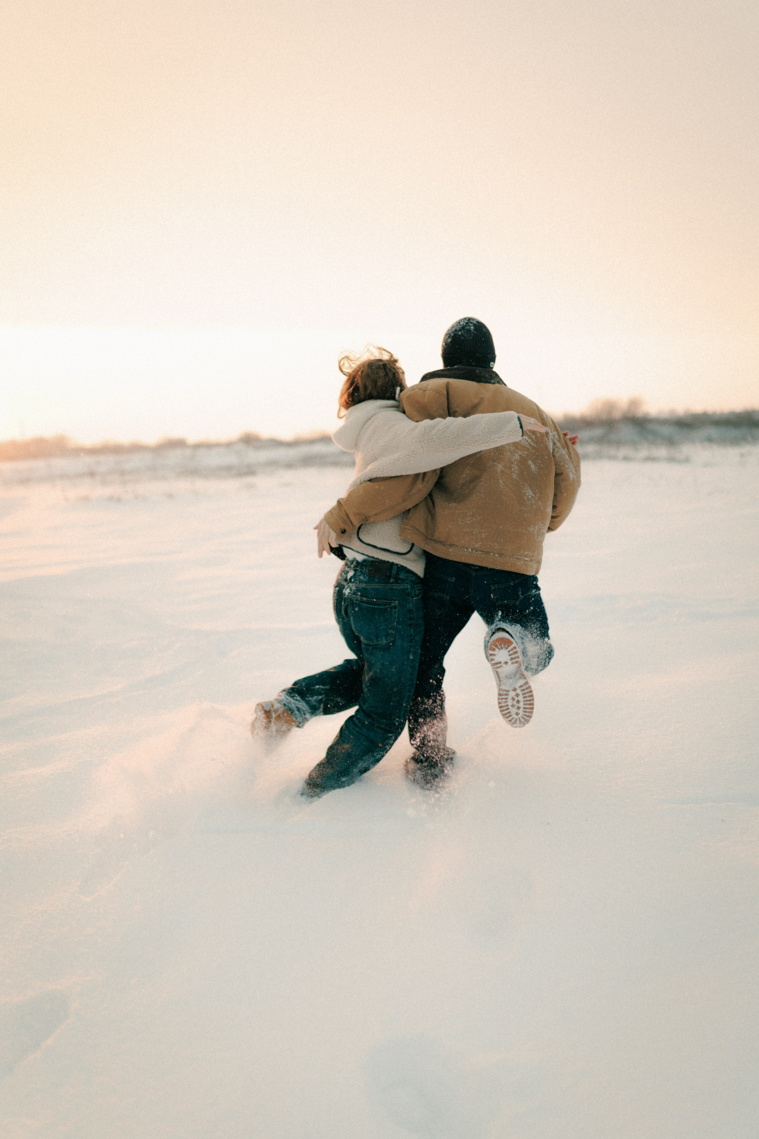 Snowy. Wedding photographer and videographer based in Timisoara, Romania