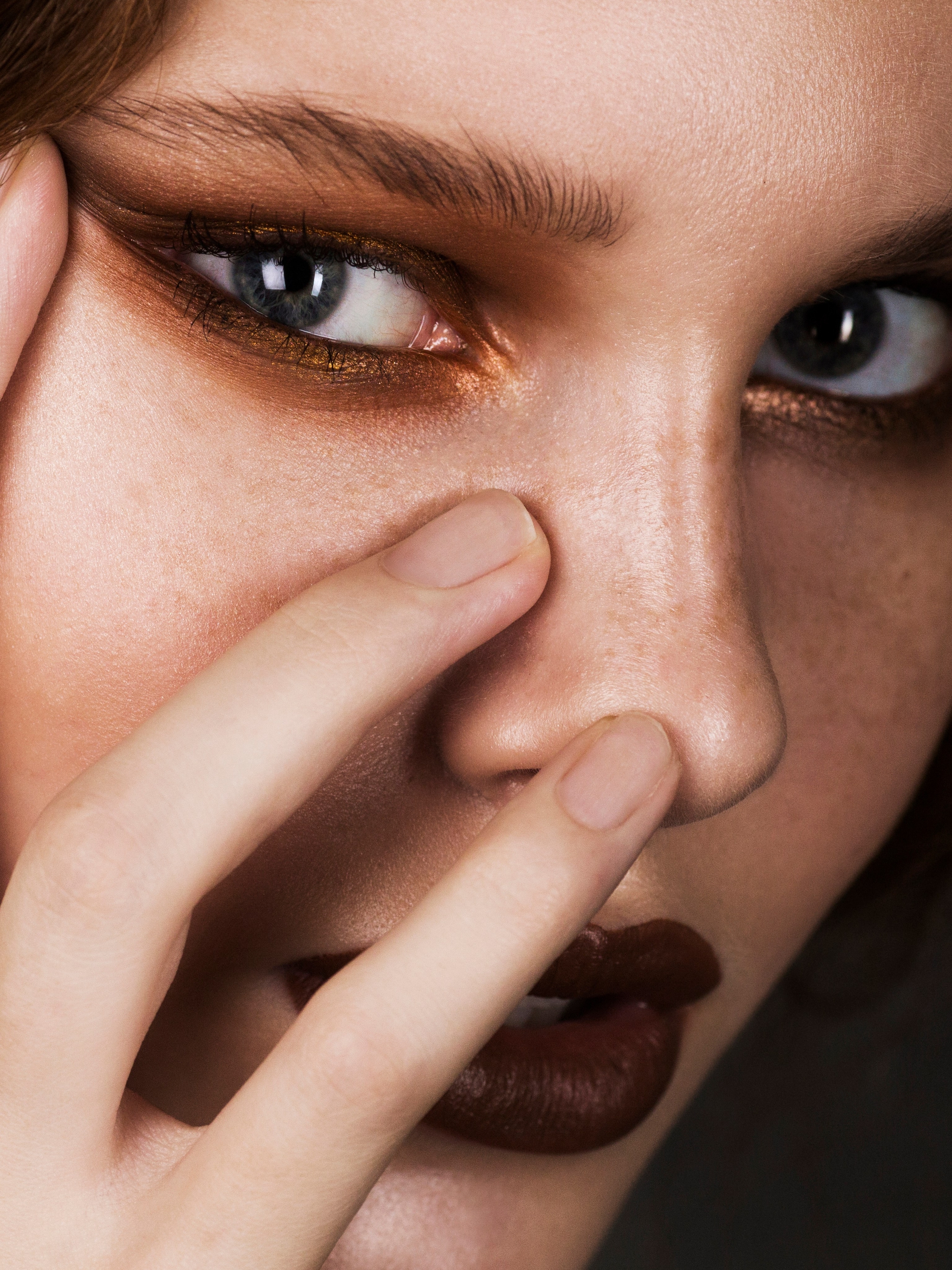 Makeup for photoshoot, engagement photos makeup, professional photosession hairstyling. Makeup artist and Hair stylist in London