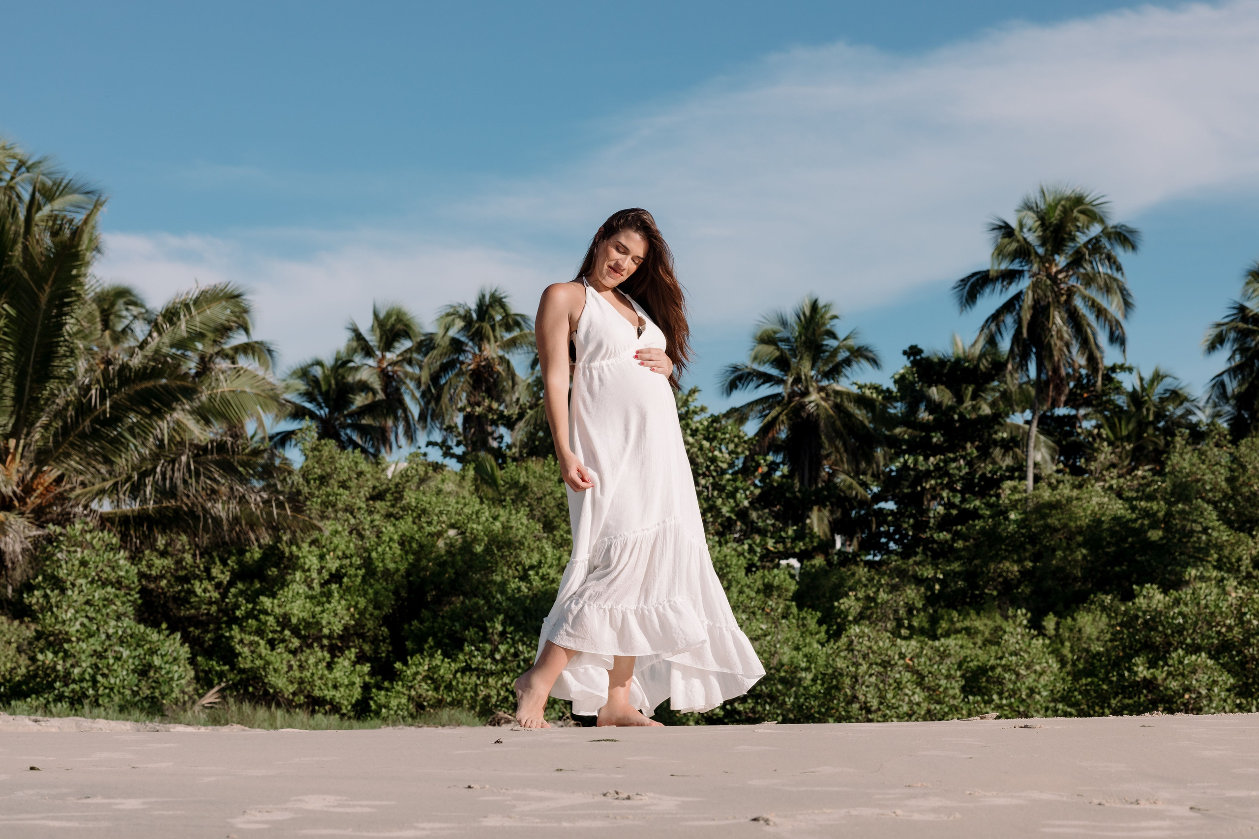 Gestante em clima tranquilo durante o ensaio