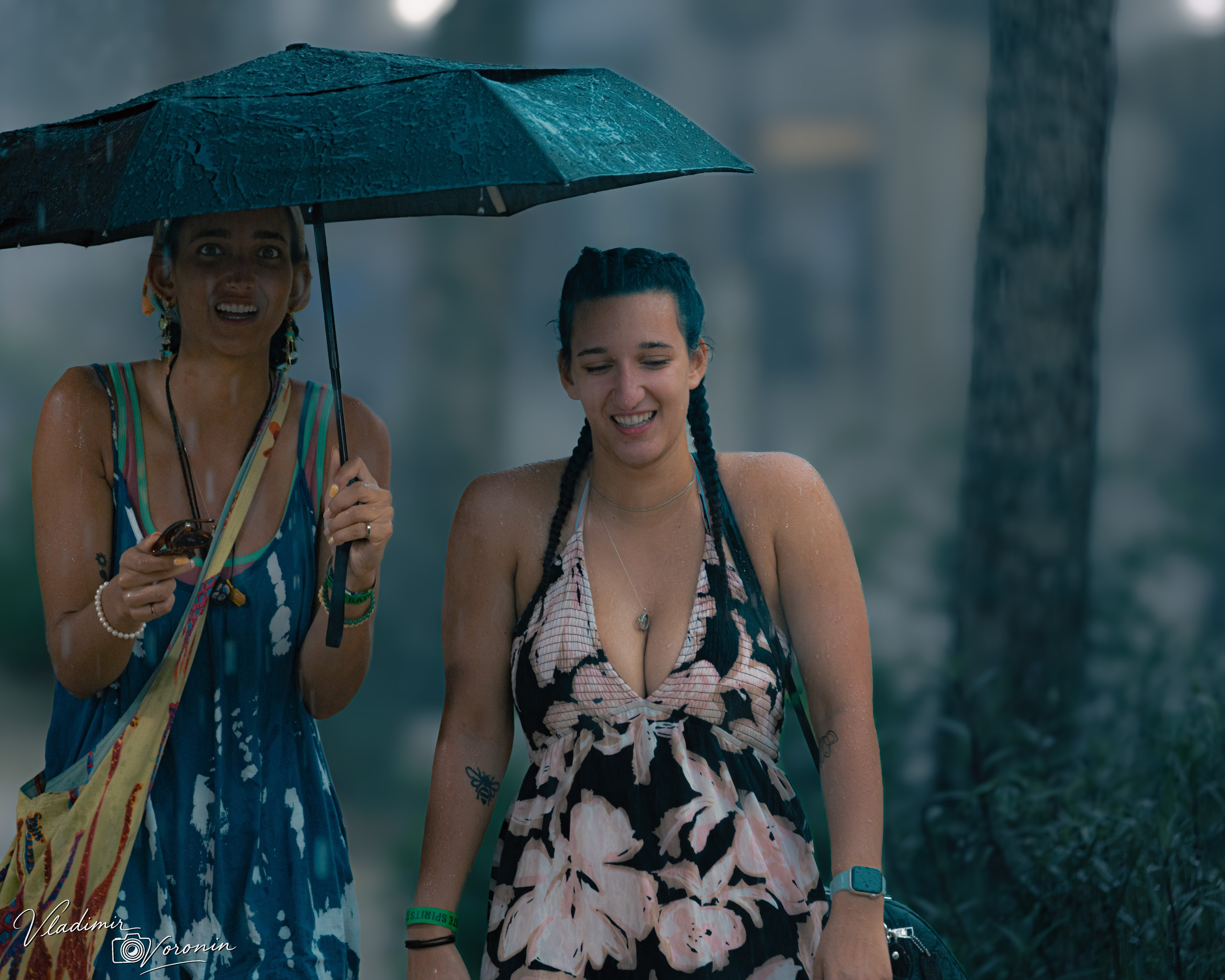 Rain in downtown. Photographer St. Augustine