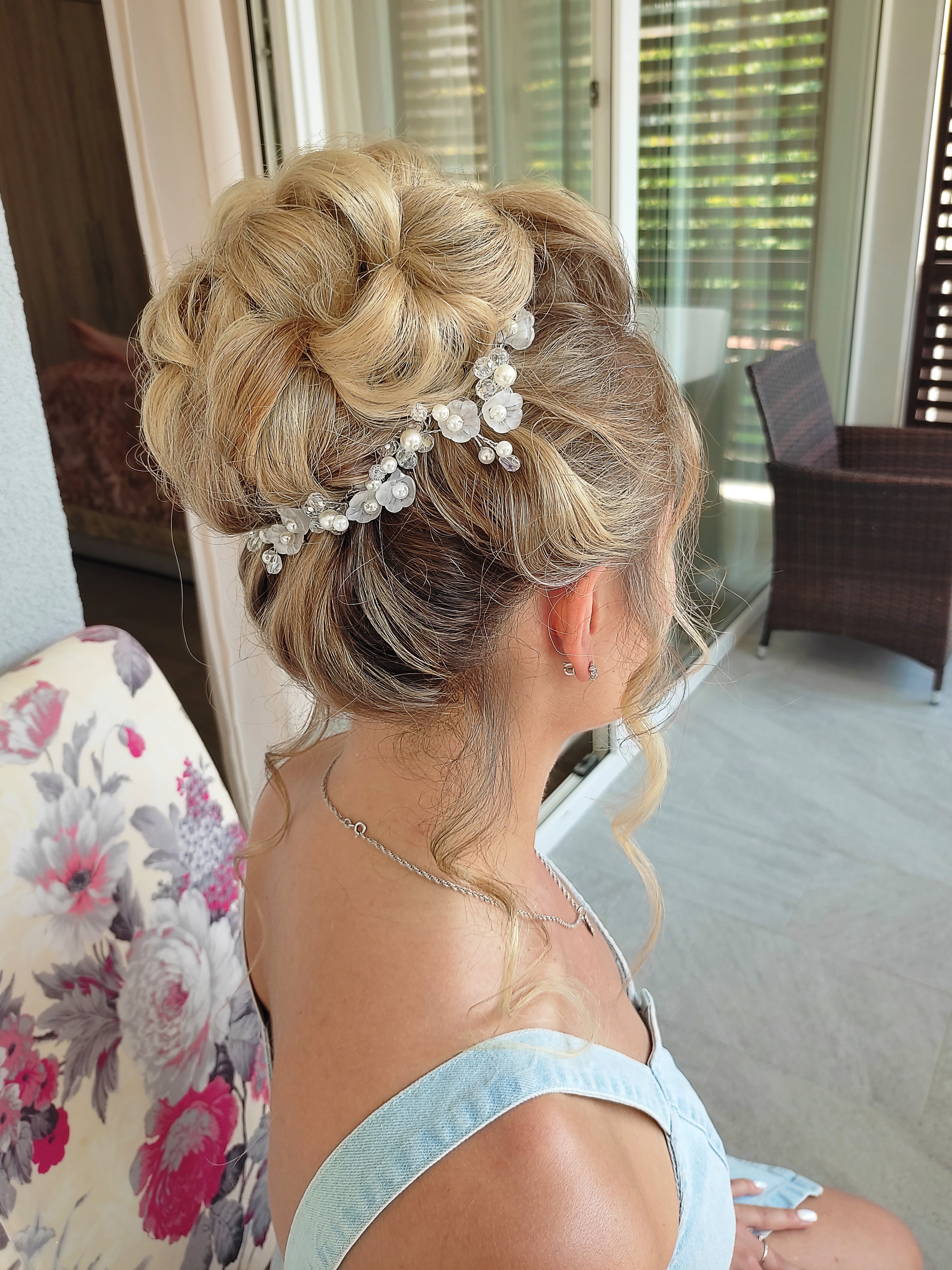 Hairdresser in Montenegro. Makeup artist and hairdresser in Montenegro Nadia Lia