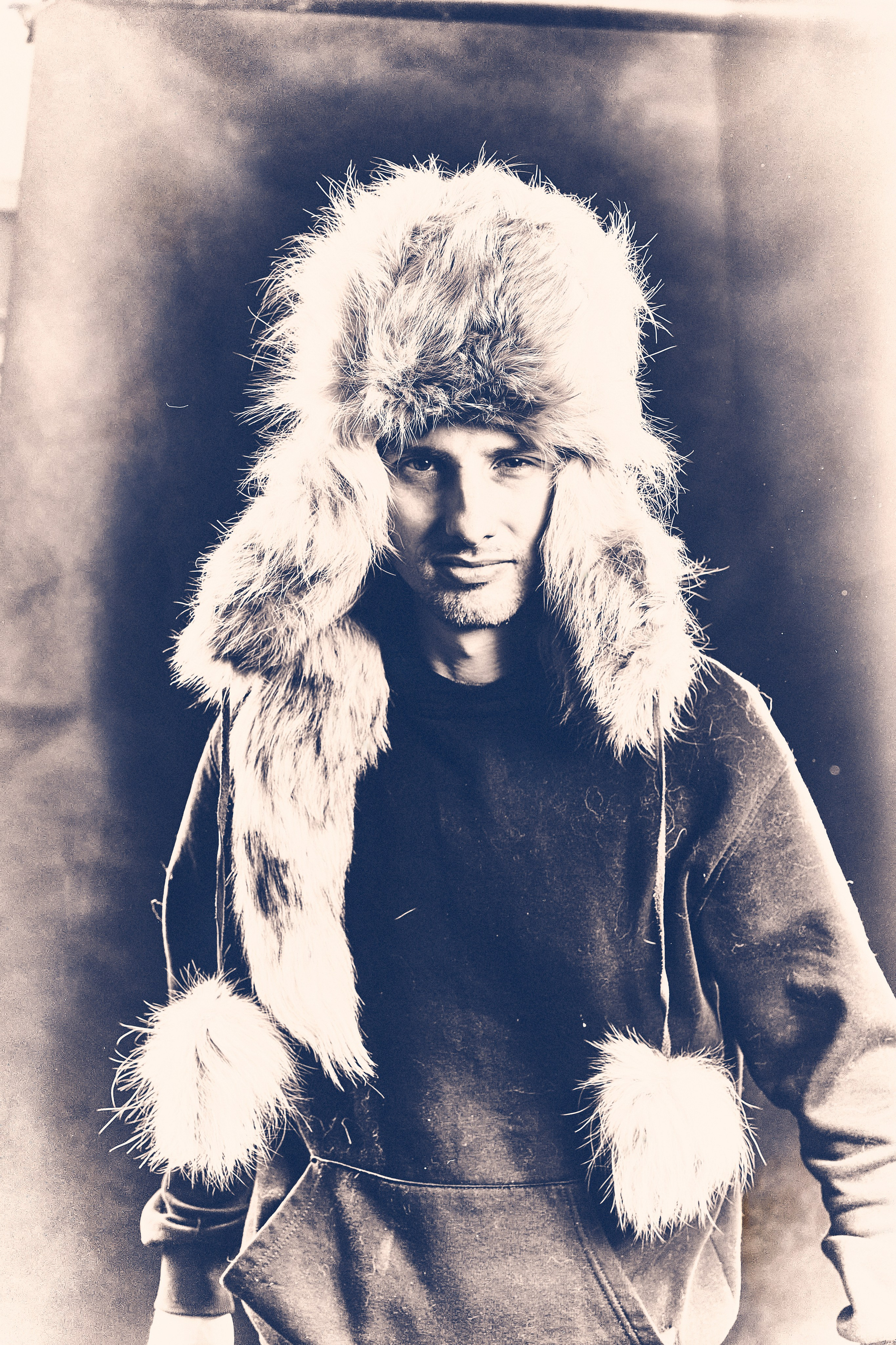 Męska sesja portretowa w stylistyce Bohaterów Jack’a Londona (z książki Biały Kieł) - Andriej Szypiłow - fotograf portretowy, Warszawa, Polska