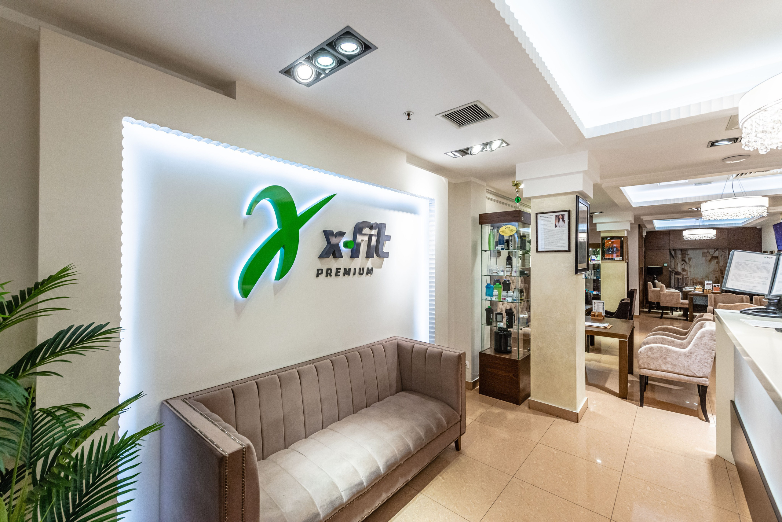 Фитнес-клуб DDX Fitness в Б. Овчинниковском переулок. ФОТОГРАФ МЕКСИКА КИНТАНА-РОО