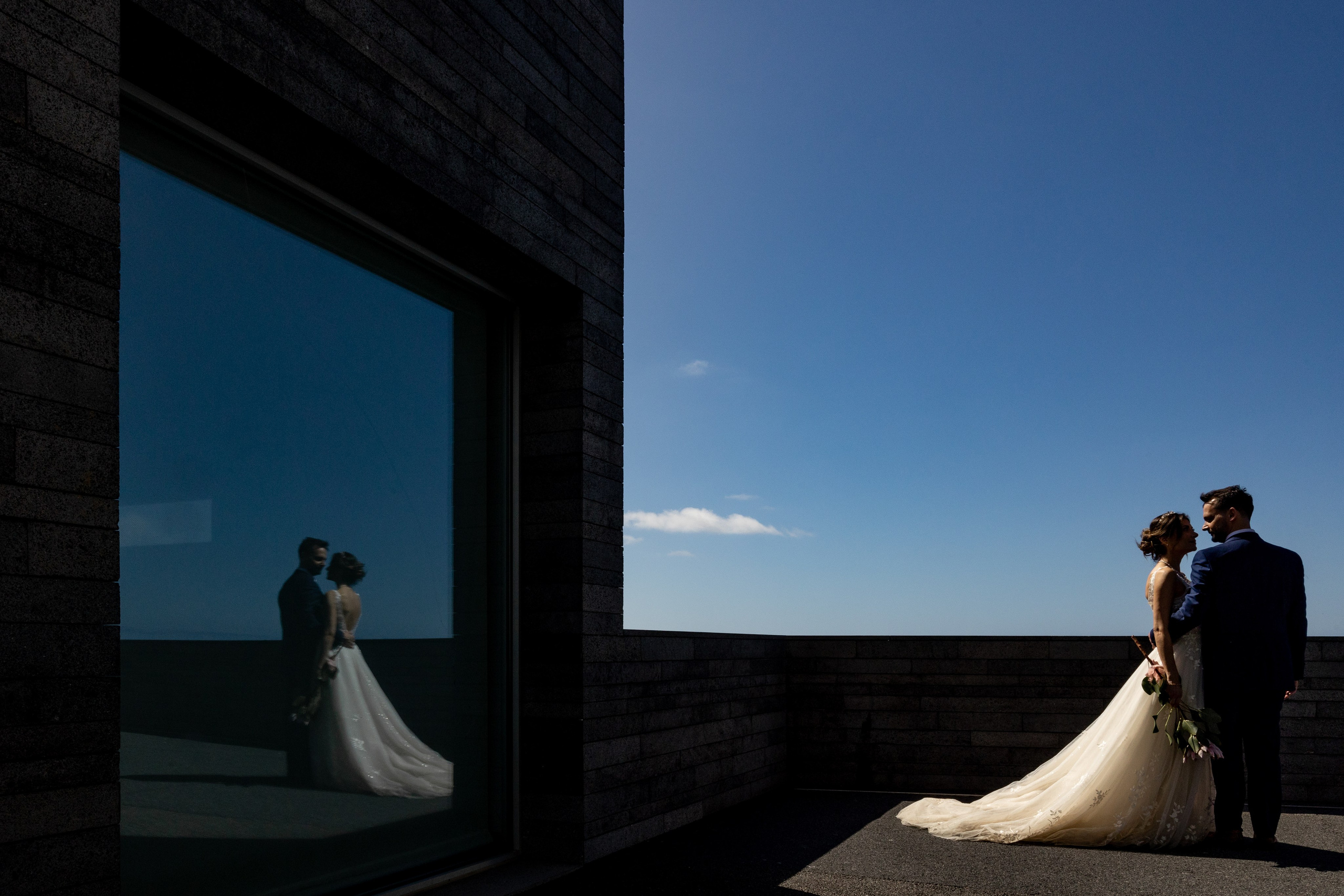 Madeira Elopement Photoshoot | Romantic Couple Session in Madeira Island. Lisbon Wedding Photographer | Elegant Wedding Storytelling