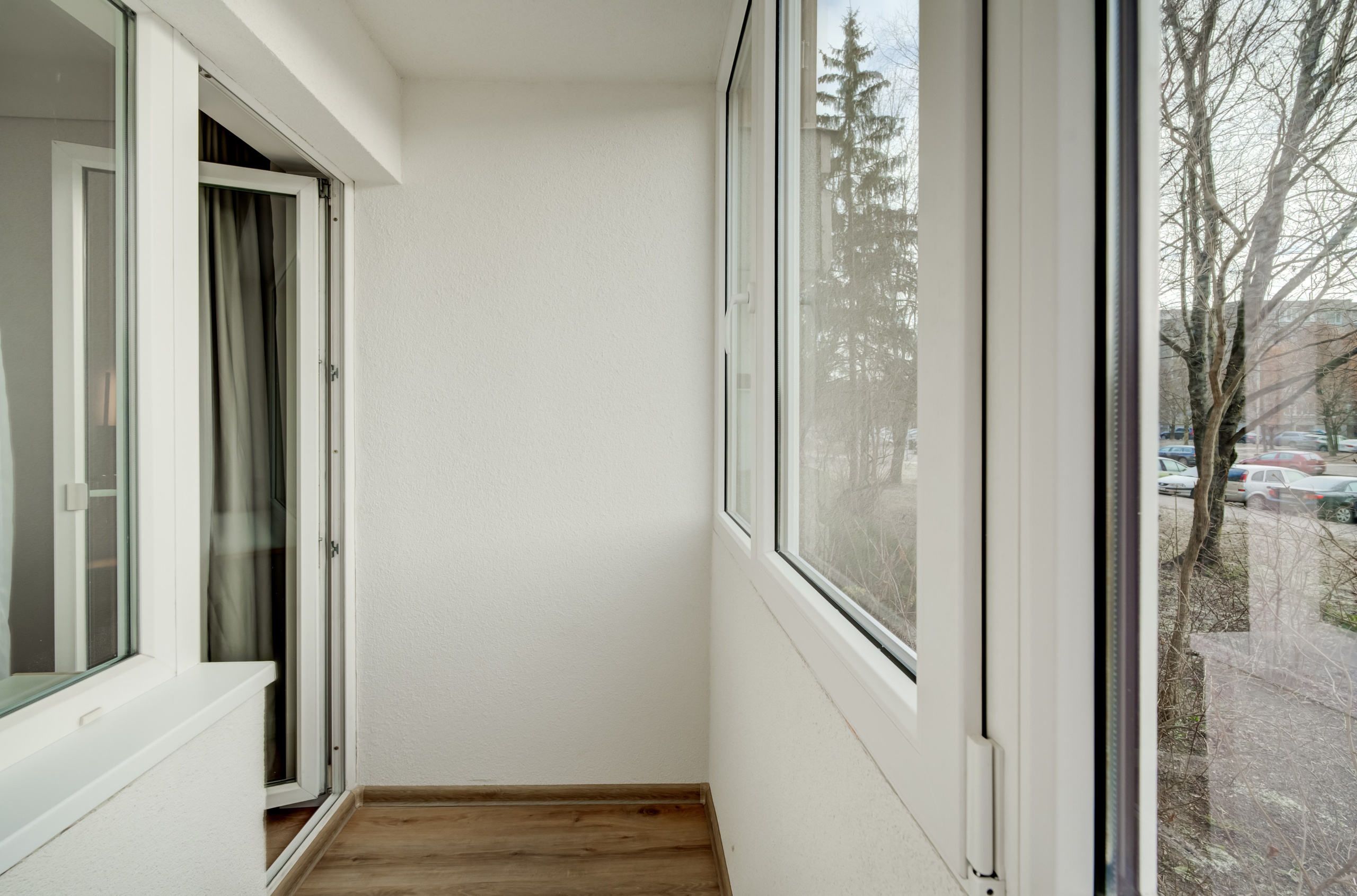 Balkonas su vaizdu į kiemą Taikos g. 69, Vilnius