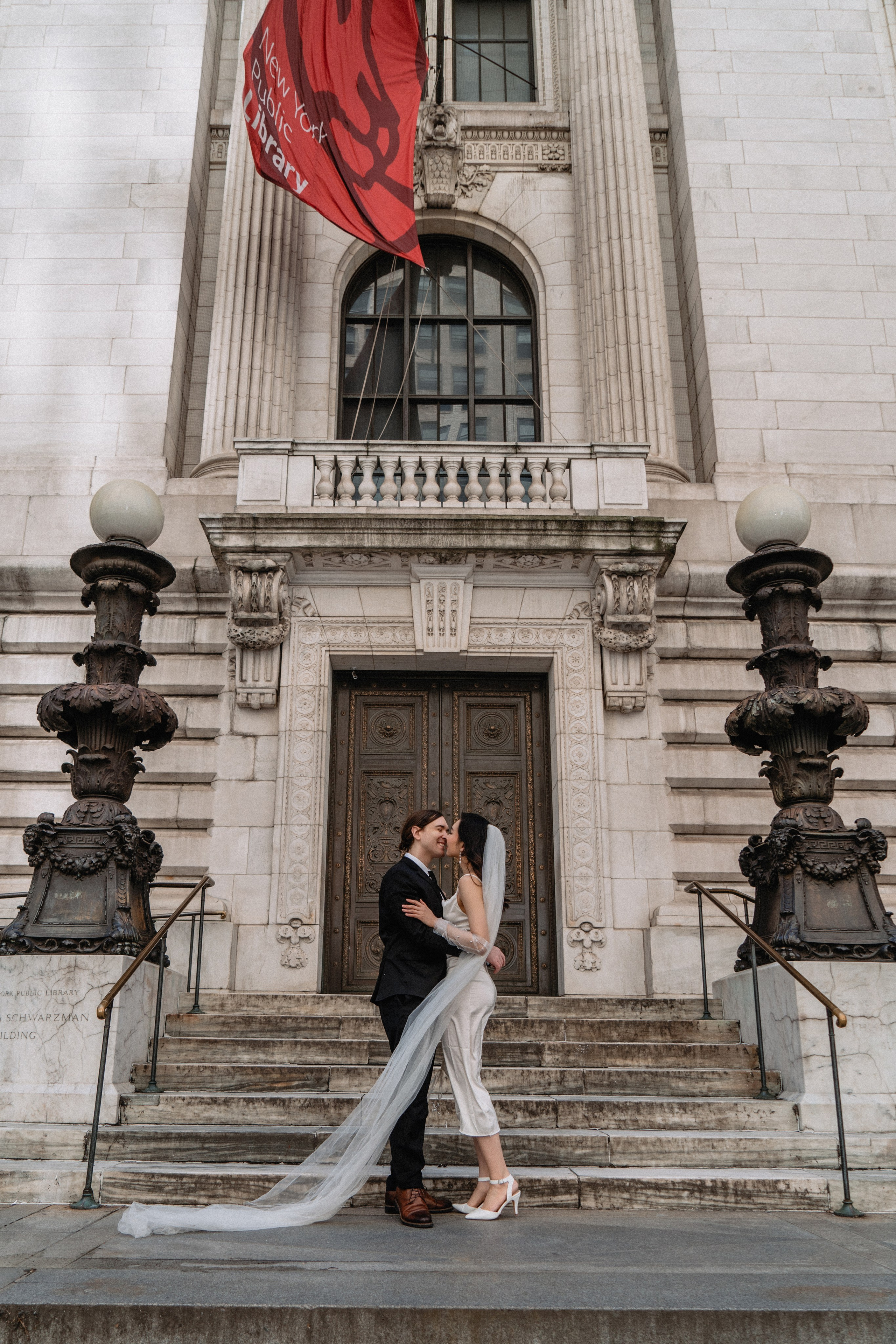 NYC Public Library to Union City Elopement Photography | Intimate Wedding Photos. Videographer and photographer in New York // MAKAROV.VIDEO