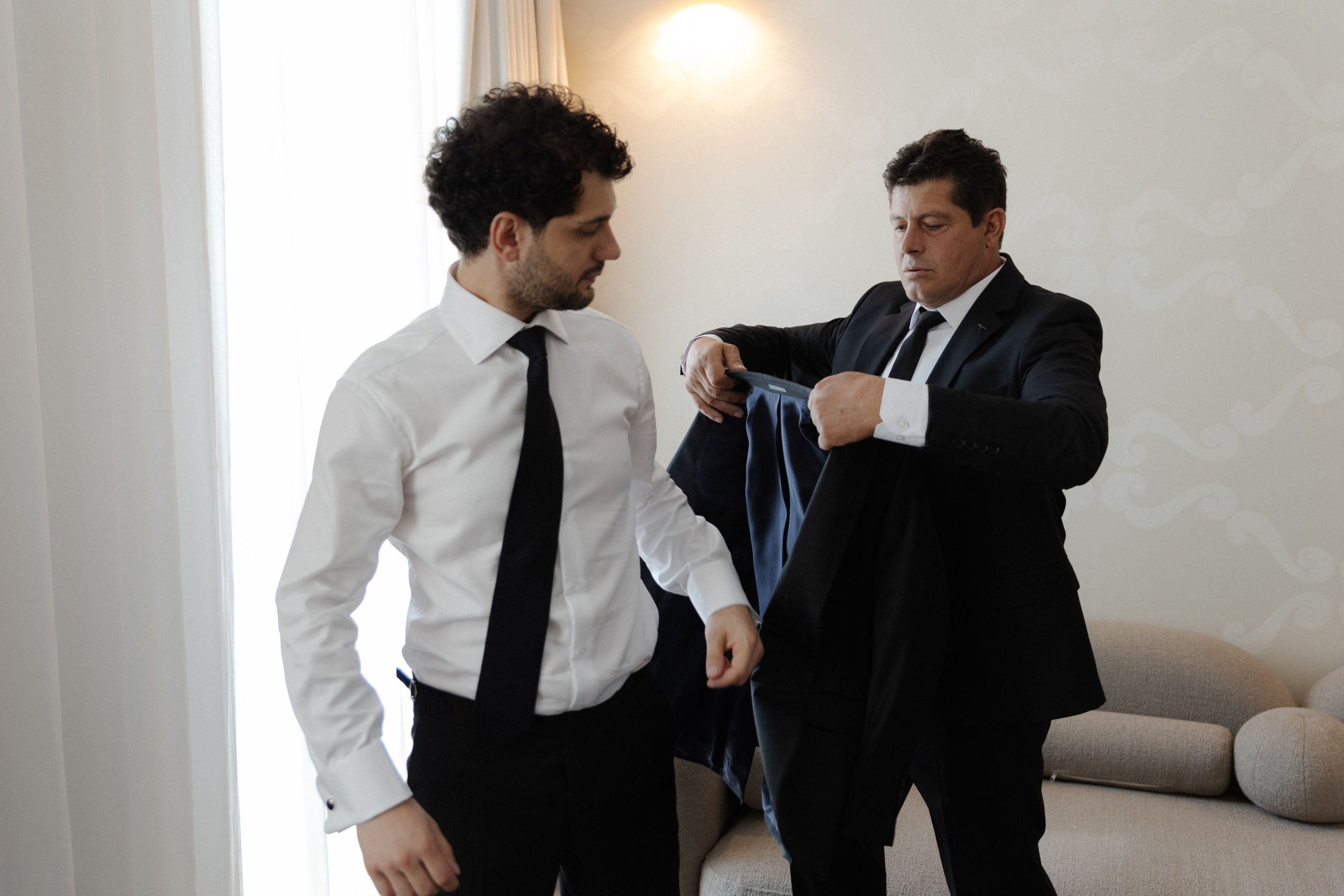 George & Alina | Wedding at Hotel Timisoara. Wedding photographer and videographer based in Timisoara, Romania