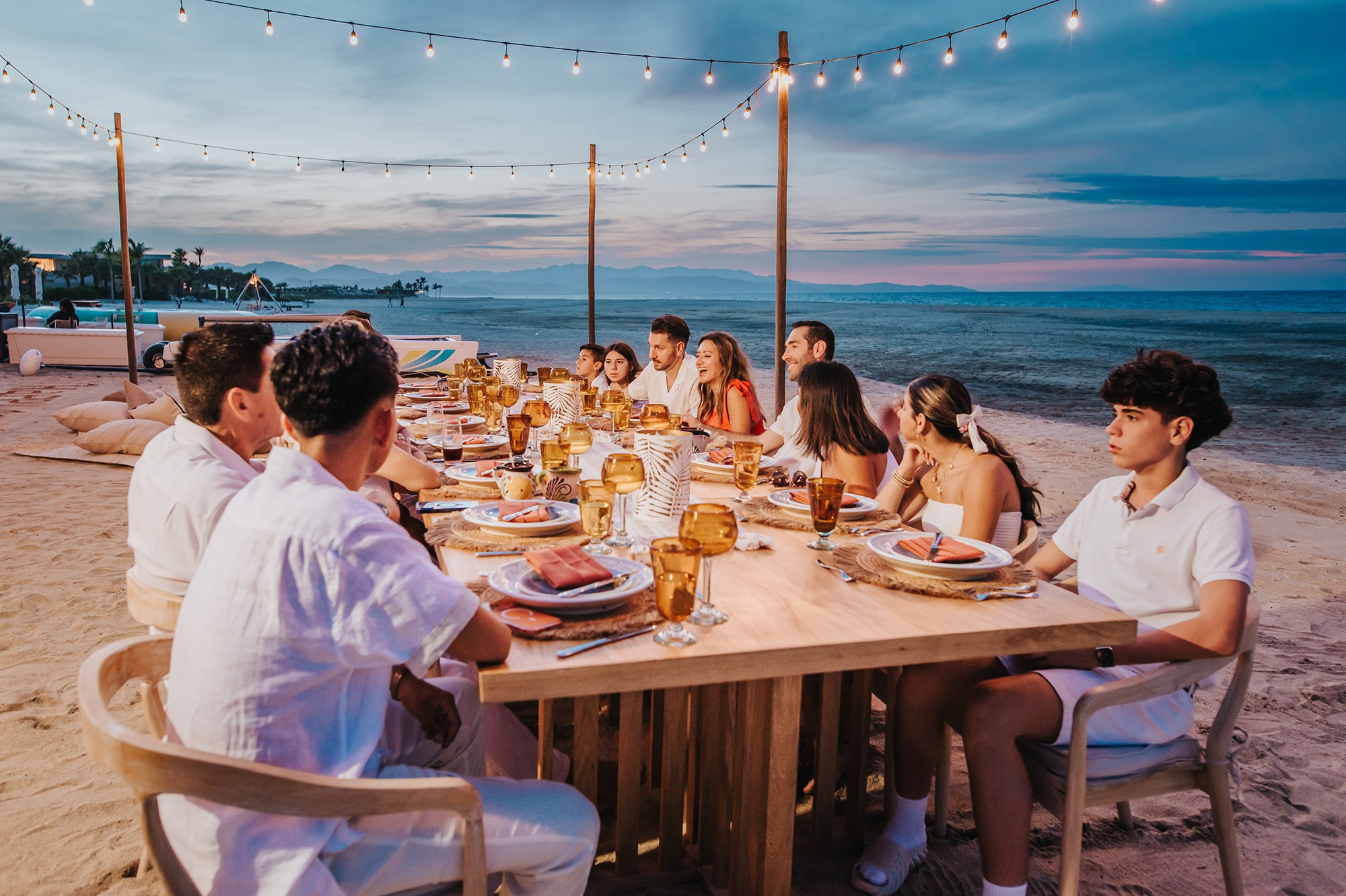 A Golden Hour Surprise, Cinthya´s 40th Birdhday at Four Seasons Costa Palmas los Cabos. Wedding & Family Photographer in Los Cabos – Izrael Reyna Photography