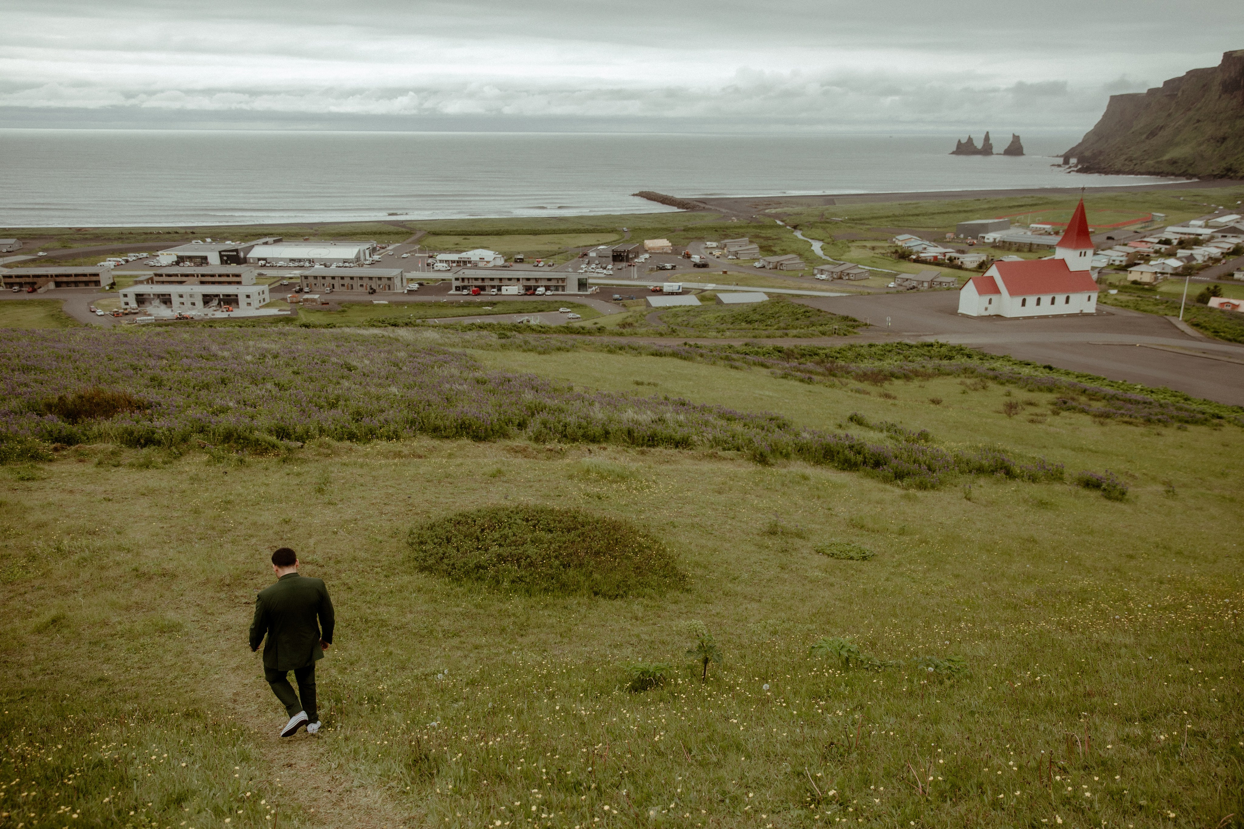 Elopement at Kvernufoss Waterfall. Iceland elopement photographer & videographer