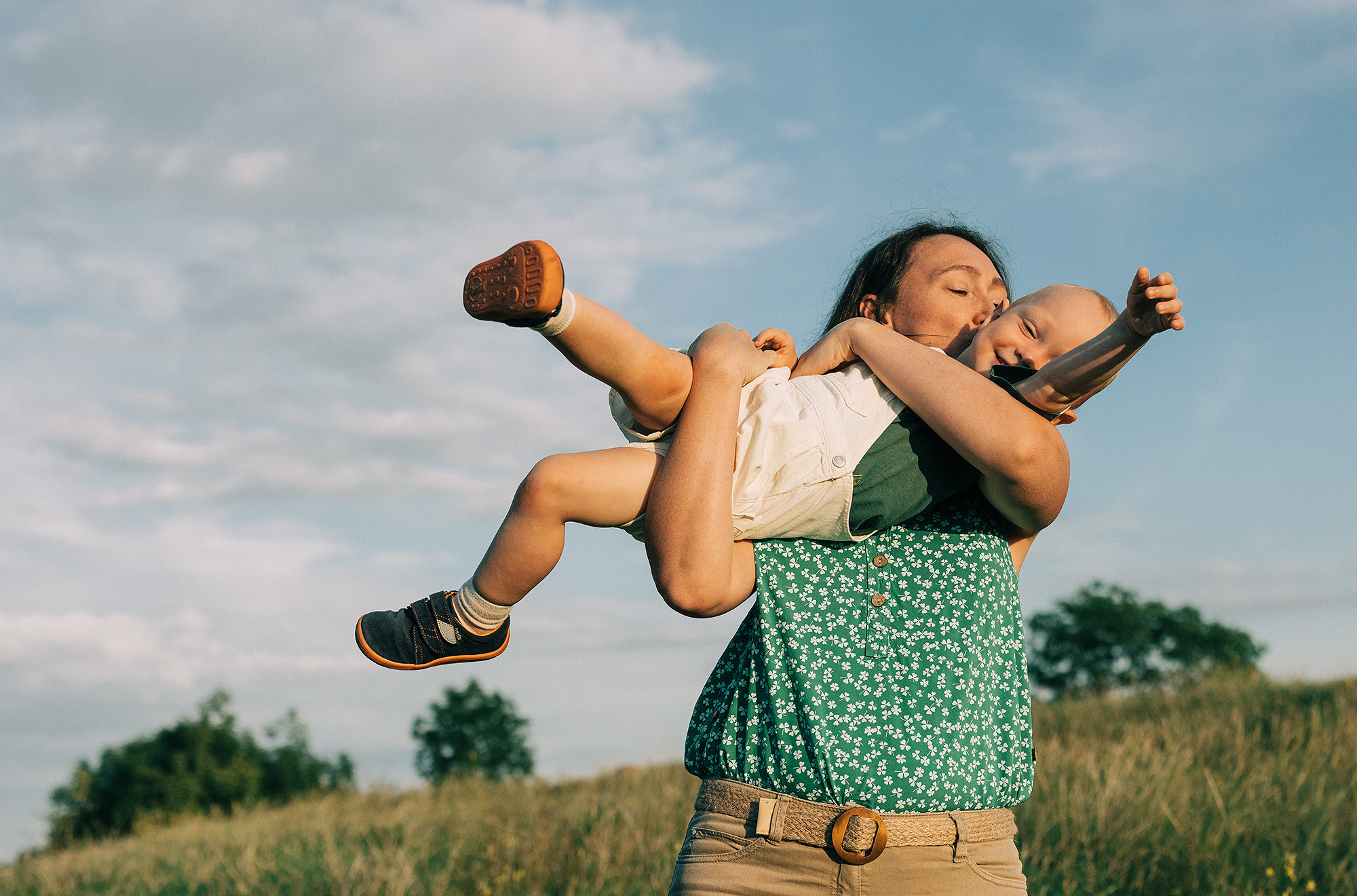 Таня, Андрей и Павел на вечерней прогулке. Rodinný a svatební fotograf v Praze