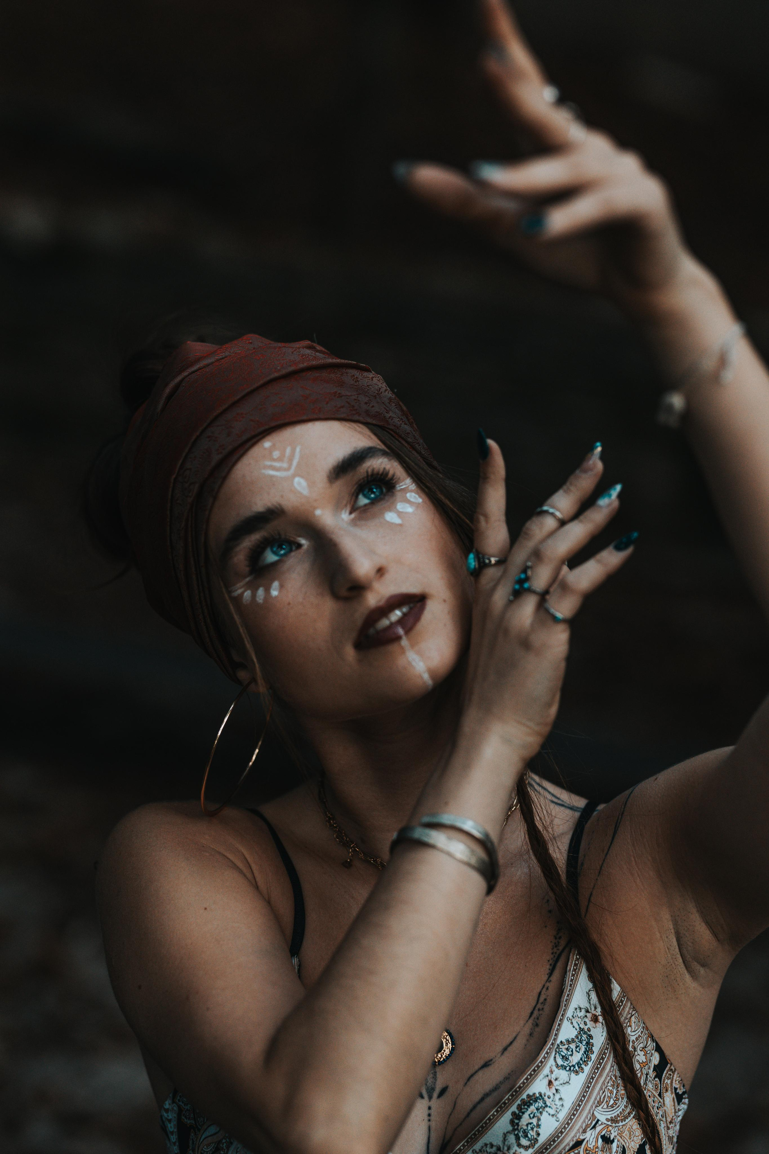 Moudrosti moudrých duší. Dana Lišková — Empatická fotografka | Introspektivní umělkyně | Neurodivergentní koučka| Zakladatelka Artepy.cz