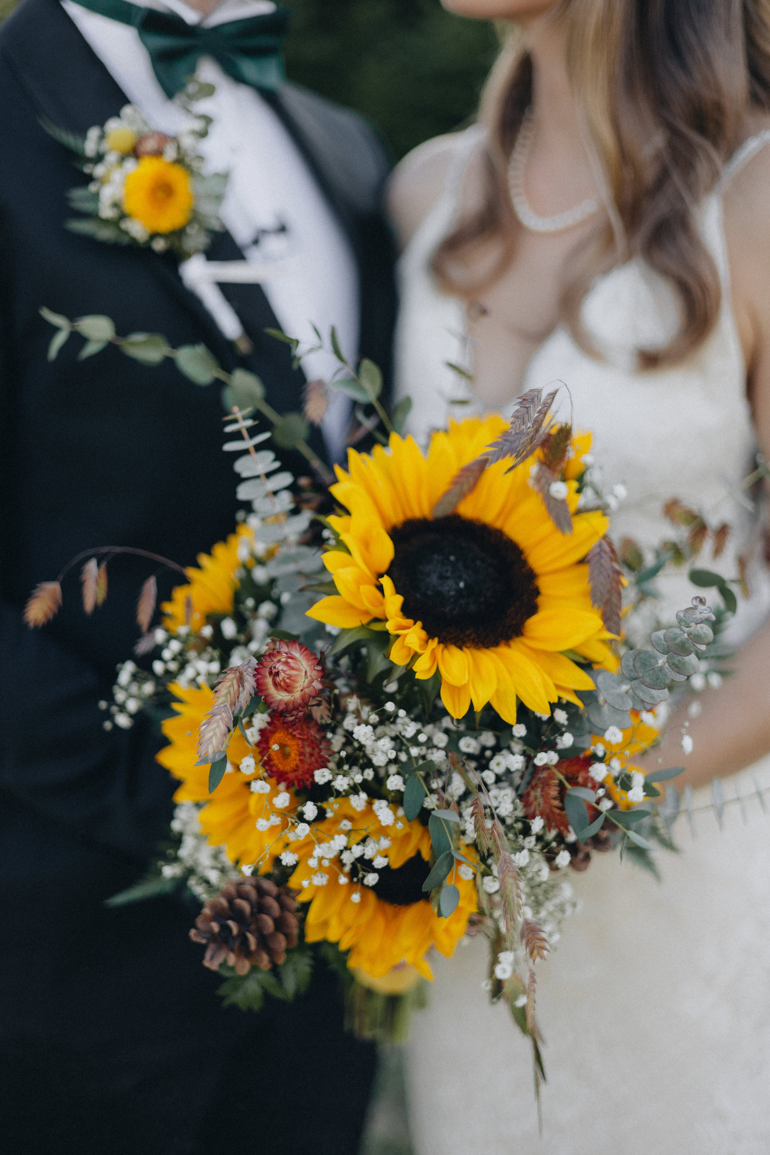 Jessie and Isaac on their wedding day in Portland, Oregon – a genuine moment of joy captured by photographer Georgy Shishkin in a romantic outdoor style, reflecting the charm of Portland & Seattle wedding photography.