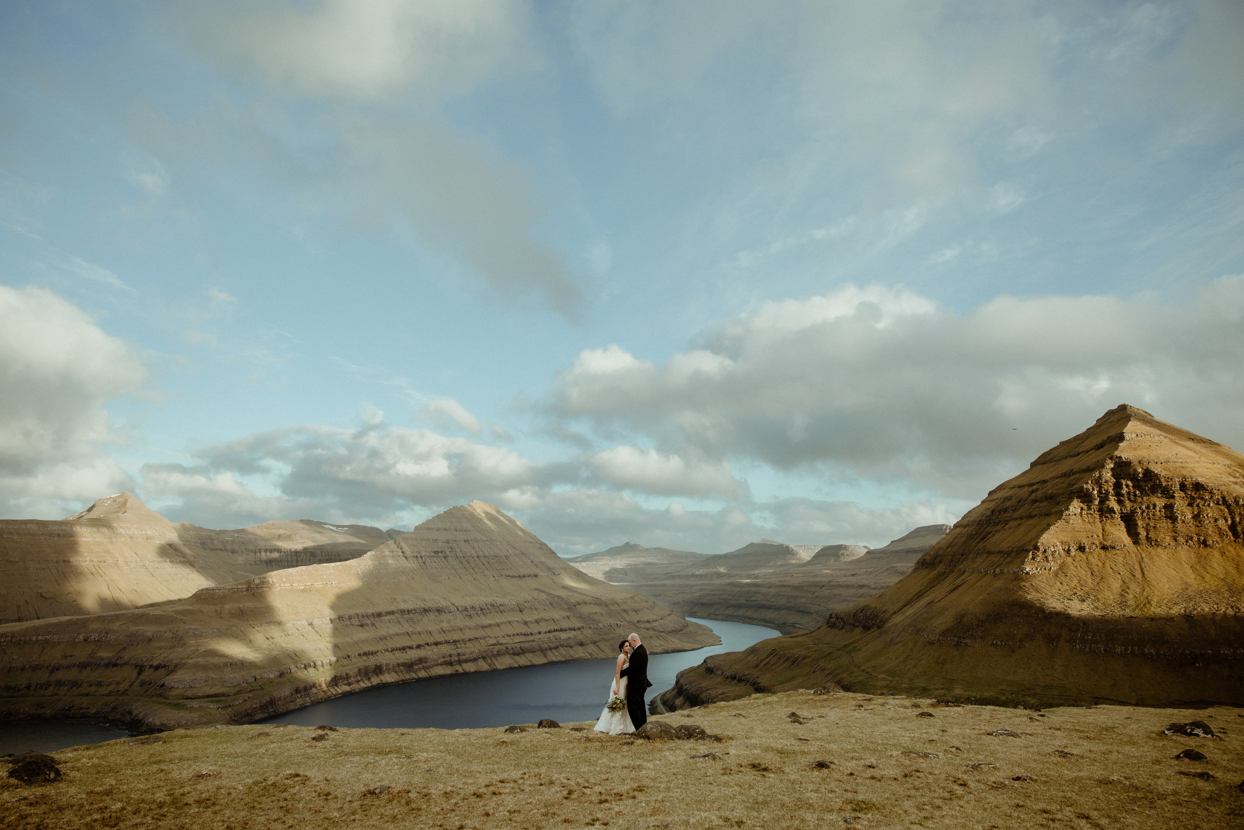 Faroe Islands elopement | Adventure wedding in Faroe Islands. Iceland elopement photographer & videographer