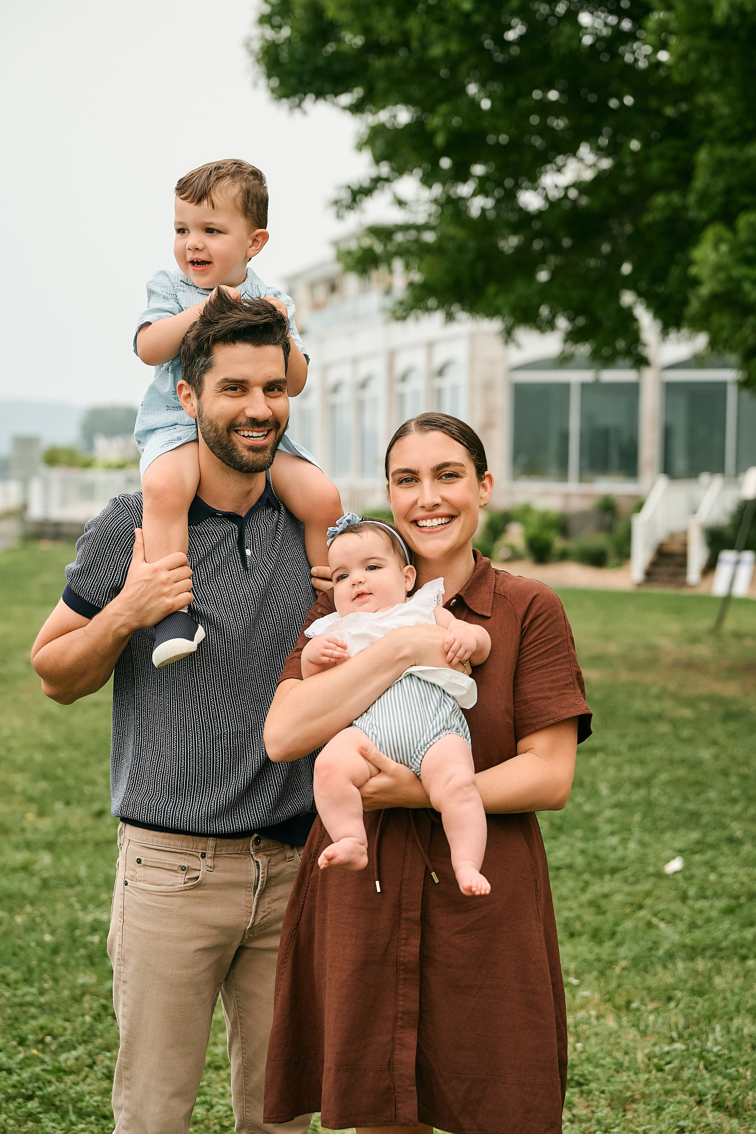Family photo service New York / Experienced photographer. Professional Wedding and event photographer USA New York