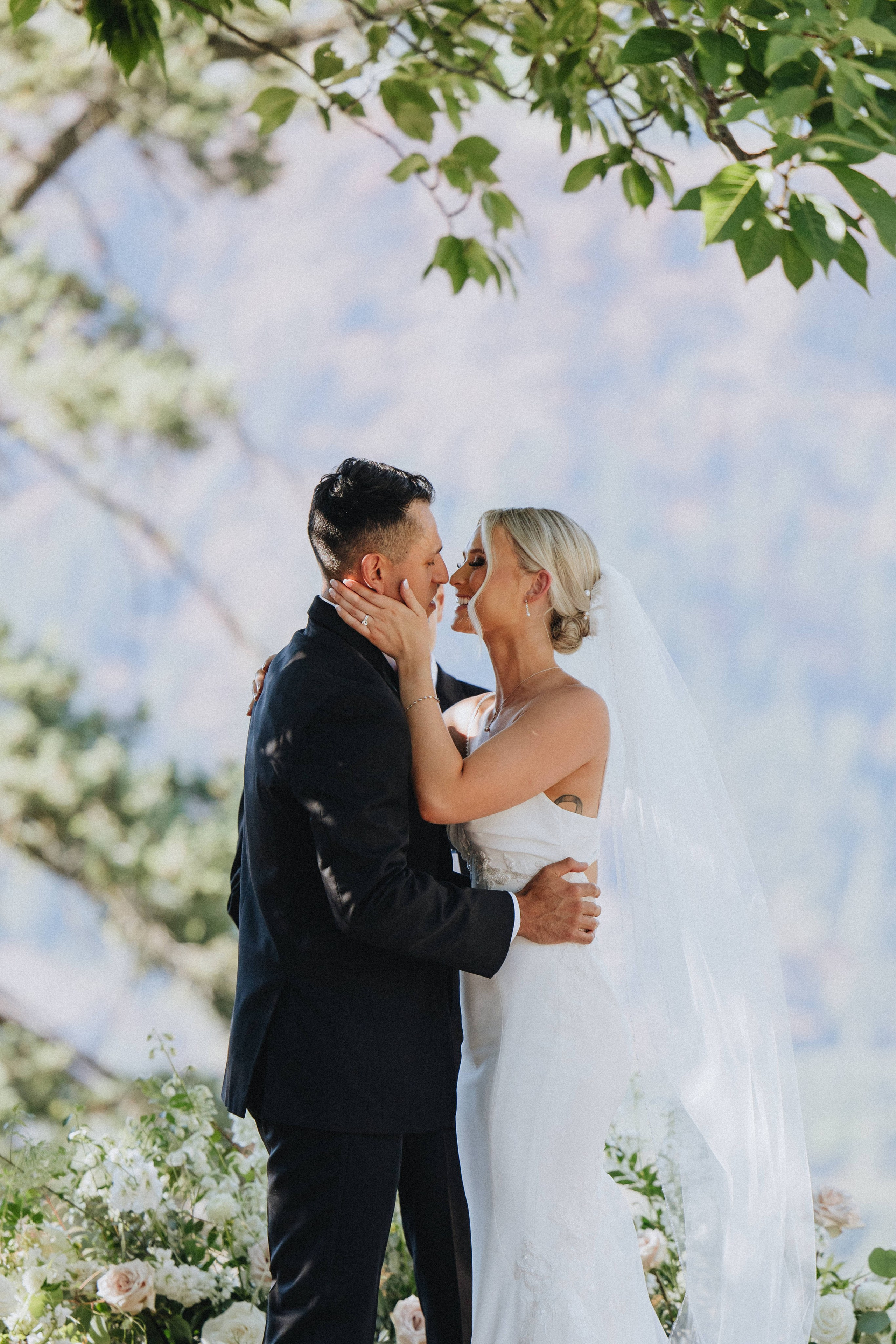 Brook & Richard's Wedding in Portland Oregon| Captured by Georgy Shishkin, Professional Wedding Photographer Seattle, Bend & Oregon Coast. Capturing Love in the Heart of the Pacific Northwes