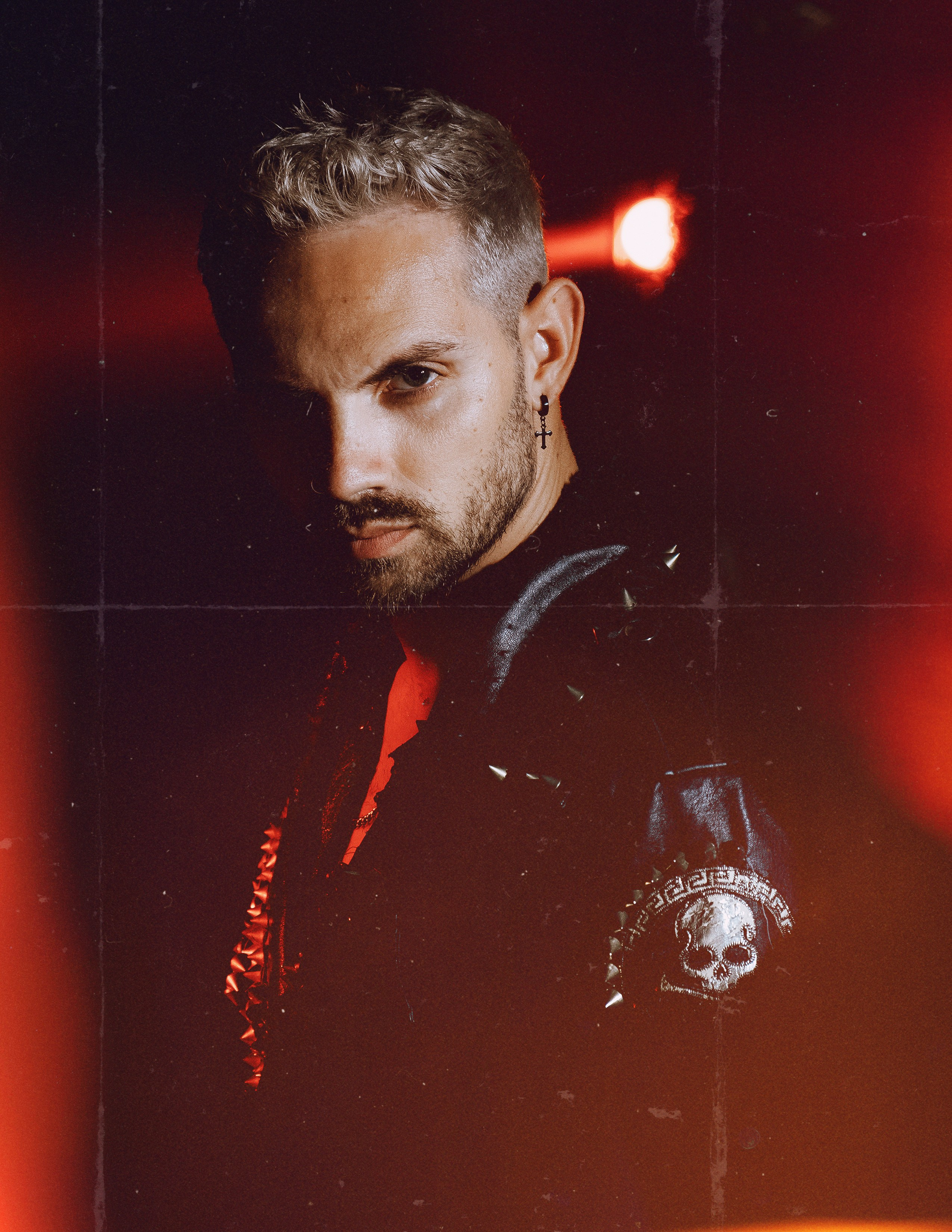 Dazzling Acts | Portfolio of Photographer Lukovnikov Andrey