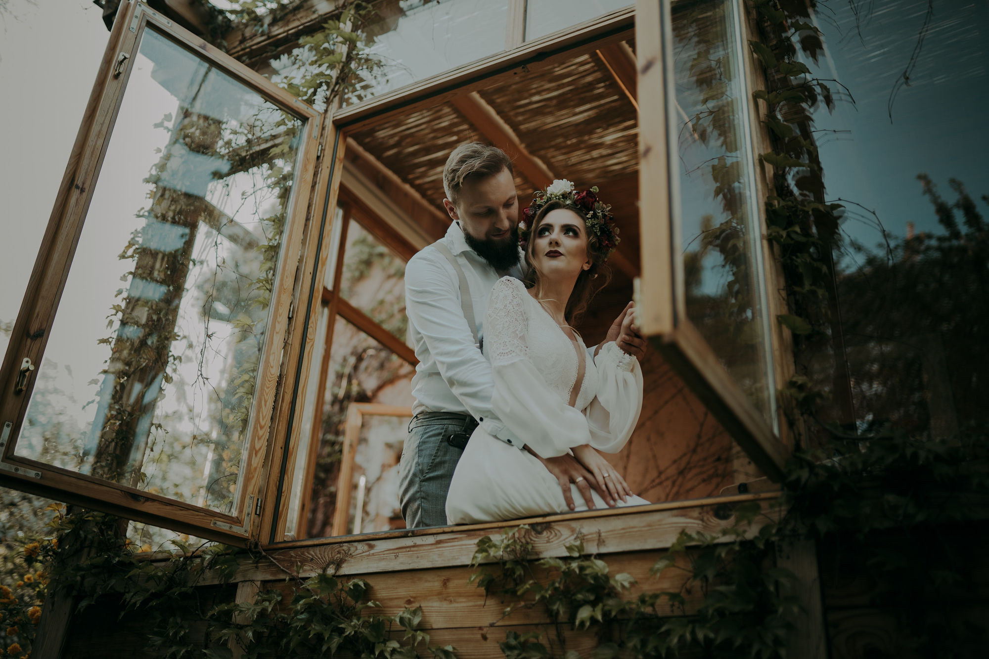 Sesja stylizowana w Wiśniowym Sadzie. Karkowskafoto - fotografia miłości