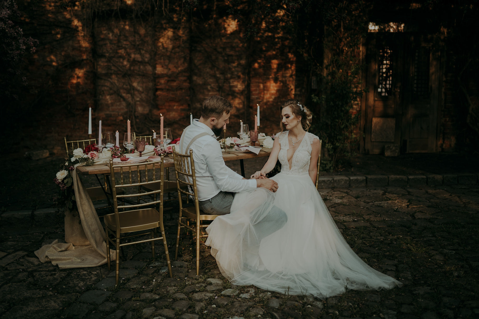 Sesja stylizowana w Wiśniowym Sadzie. Karkowskafoto - fotografia miłości