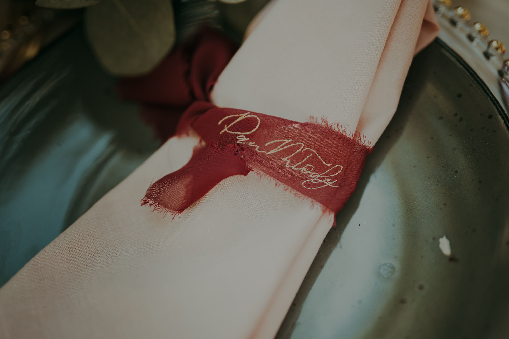 Sesja stylizowana w Wiśniowym Sadzie. Karkowskafoto - fotografia miłości