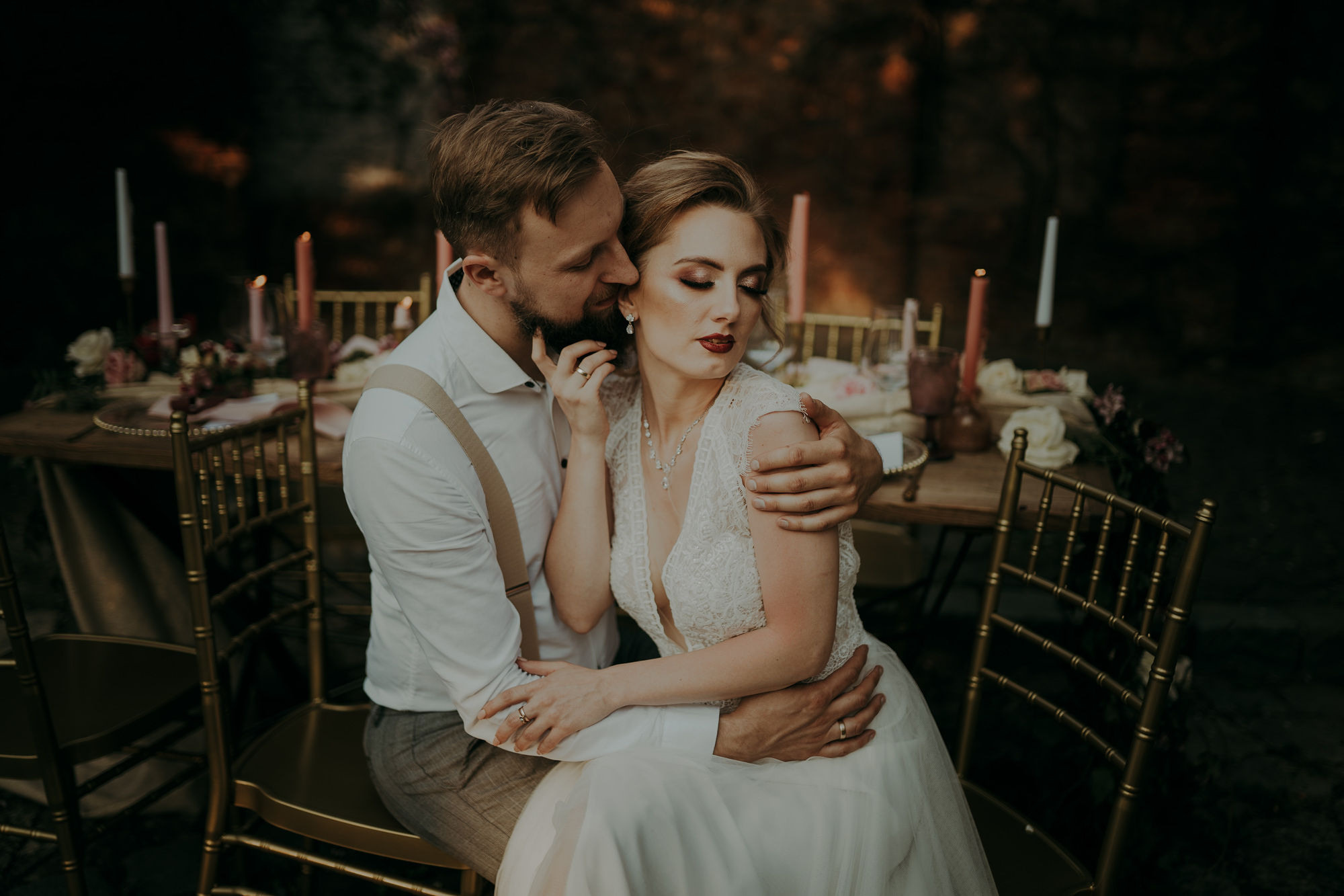 Sesja stylizowana w Wiśniowym Sadzie. Karkowskafoto - fotografia miłości