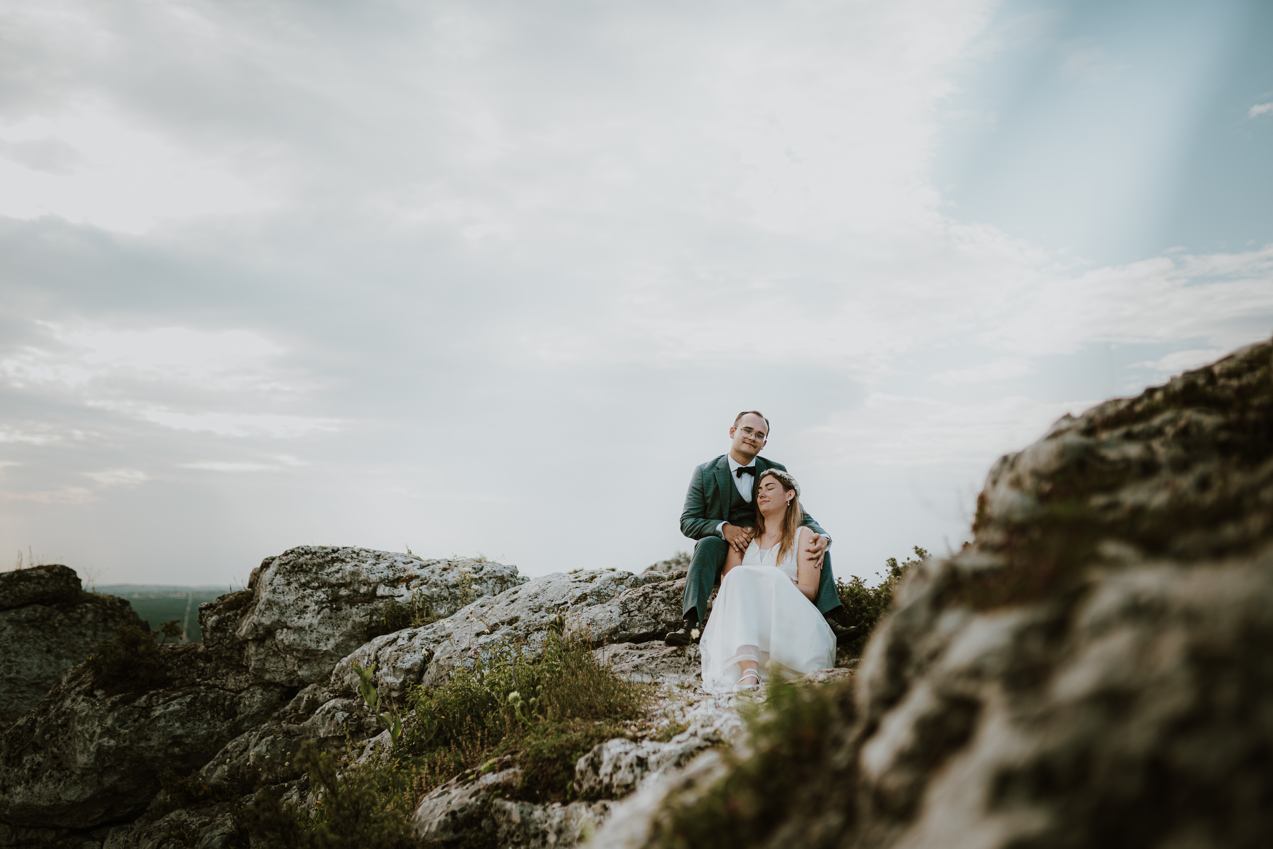 Plener ślubny Adrianny i Pawła - Góra Zborów. Karkowskafoto - fotografia miłości