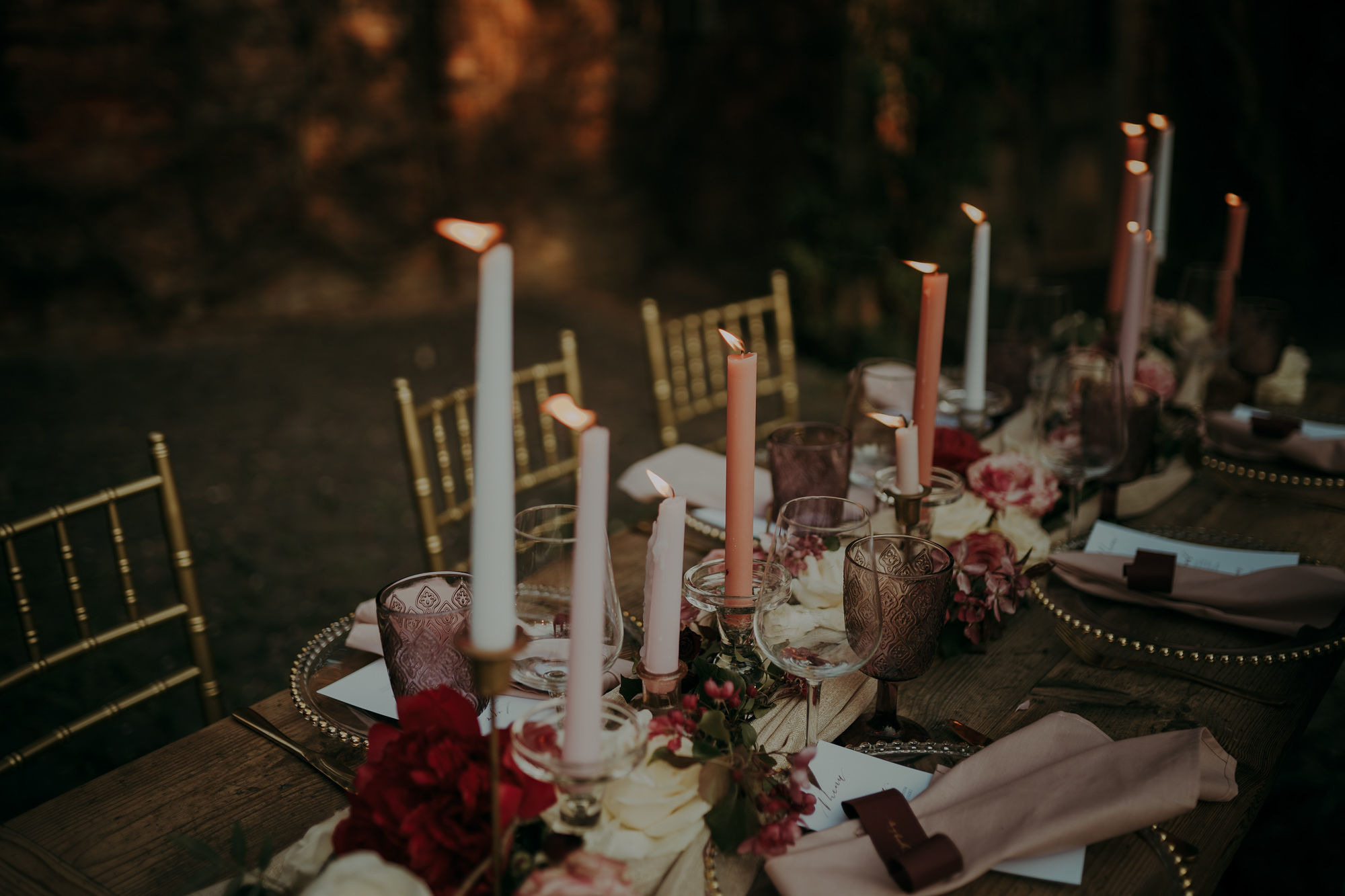 Sesja stylizowana w Wiśniowym Sadzie. Karkowskafoto - fotografia miłości