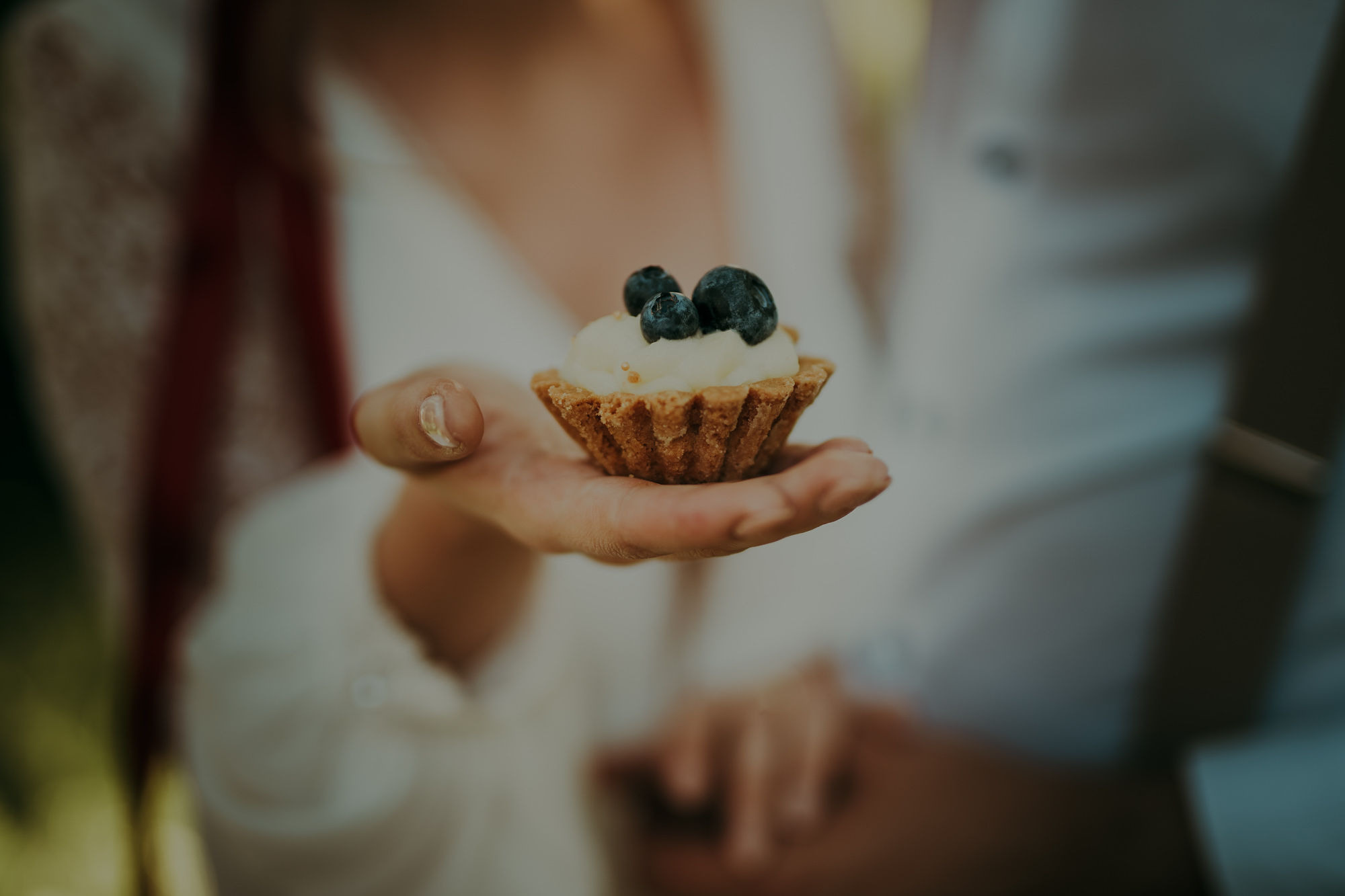 Sesja stylizowana w Wiśniowym Sadzie. Karkowskafoto - fotografia miłości