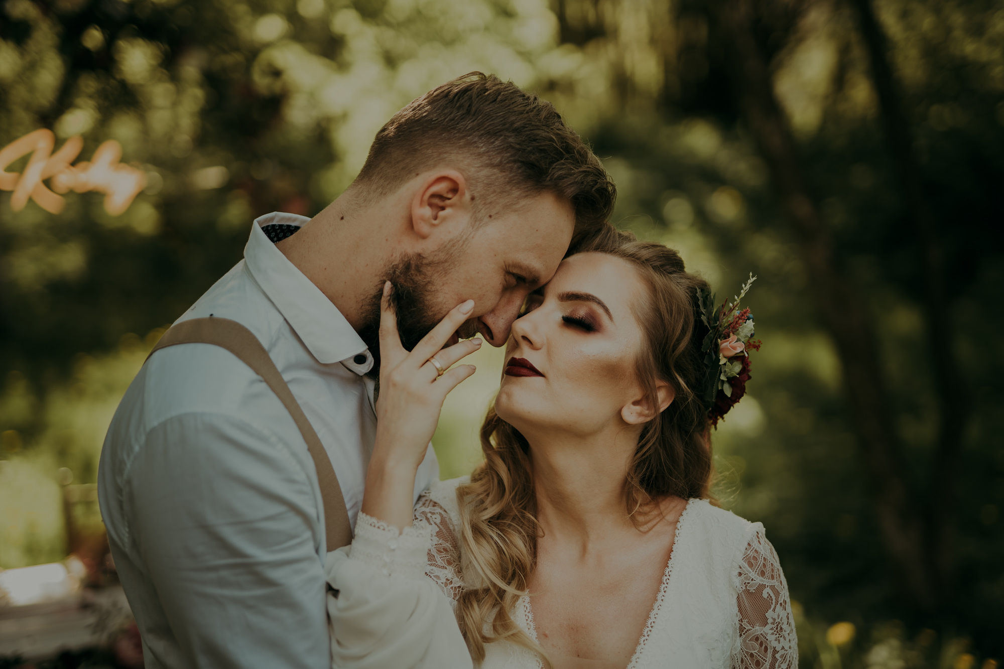 Sesja stylizowana w Wiśniowym Sadzie. Karkowskafoto - fotografia miłości