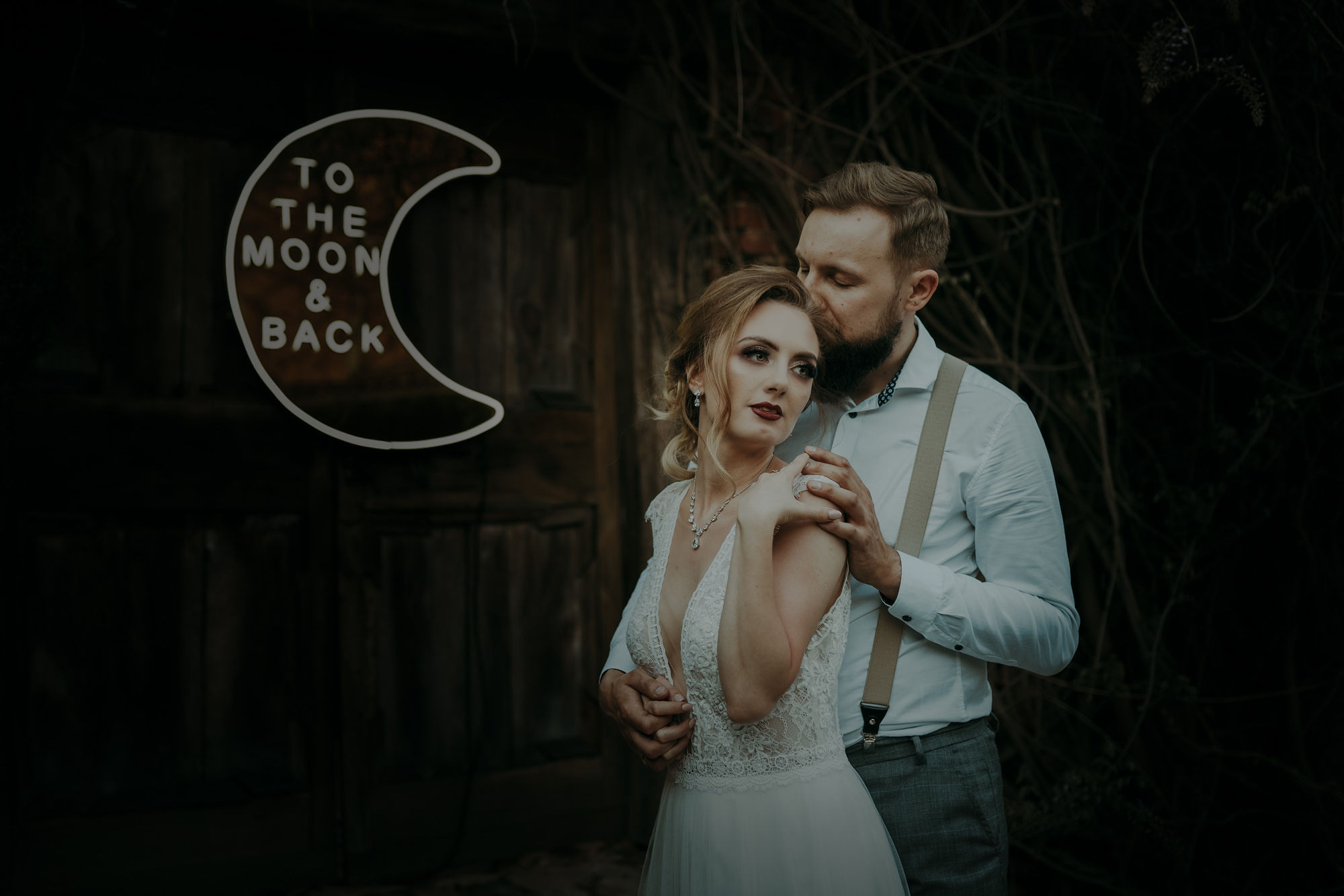 Sesja stylizowana w Wiśniowym Sadzie. Karkowskafoto - fotografia miłości