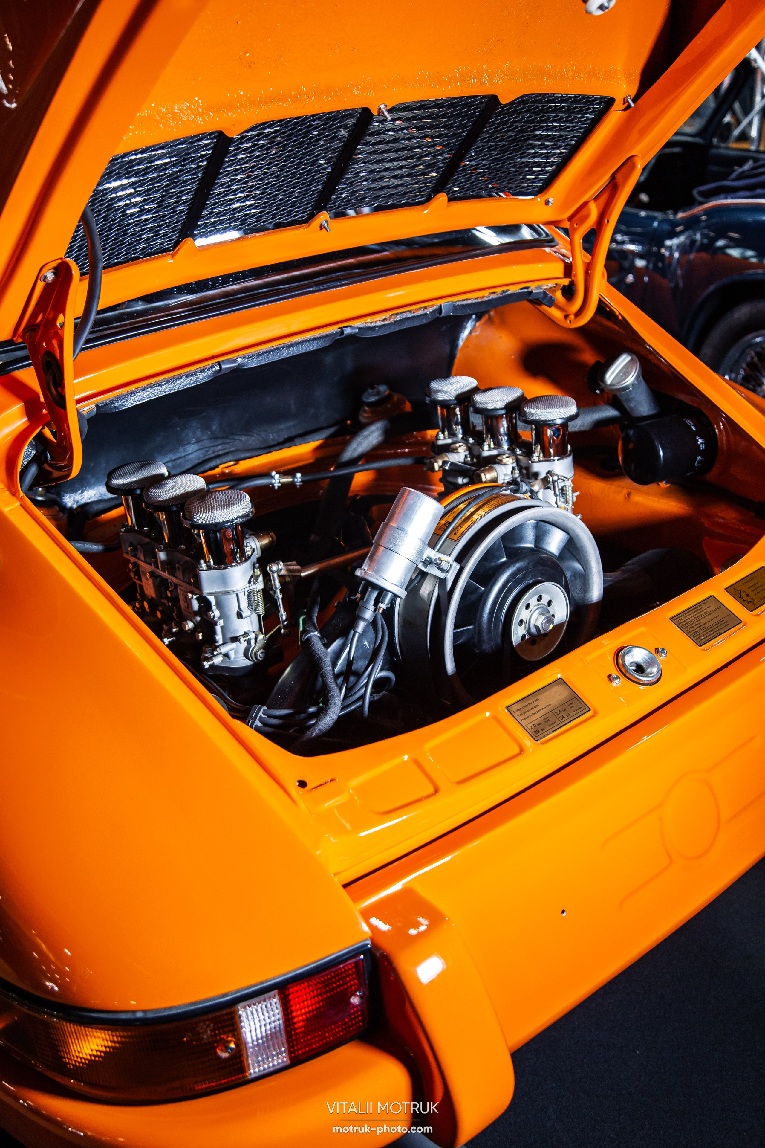 Retromobile 2023. Photographe de voitures à Paris — Vitalii Motruk