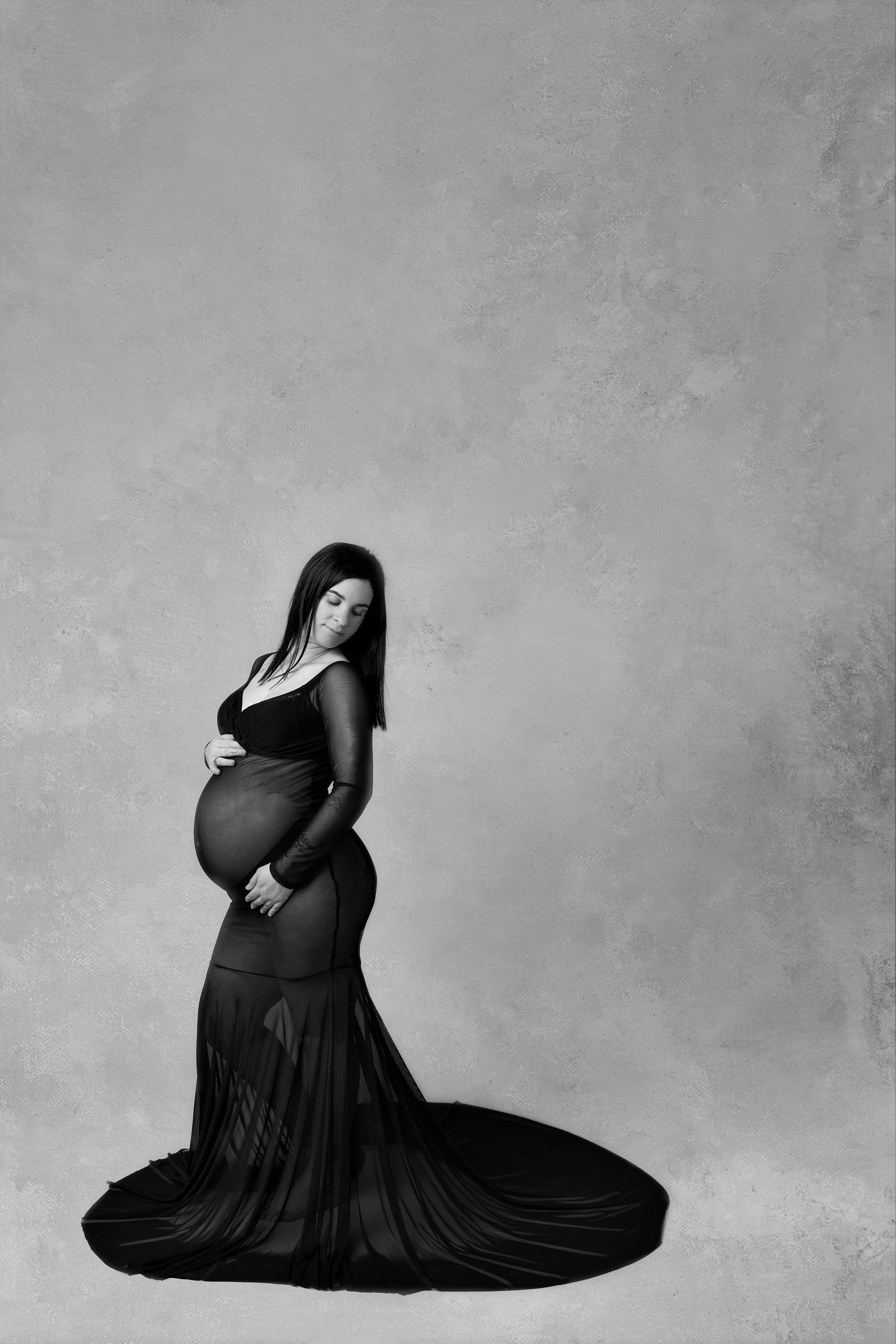Nueva Sesión Embarazo En Estudio. Fotografía de Eventos, Embarazo y Familiar en Pirineos