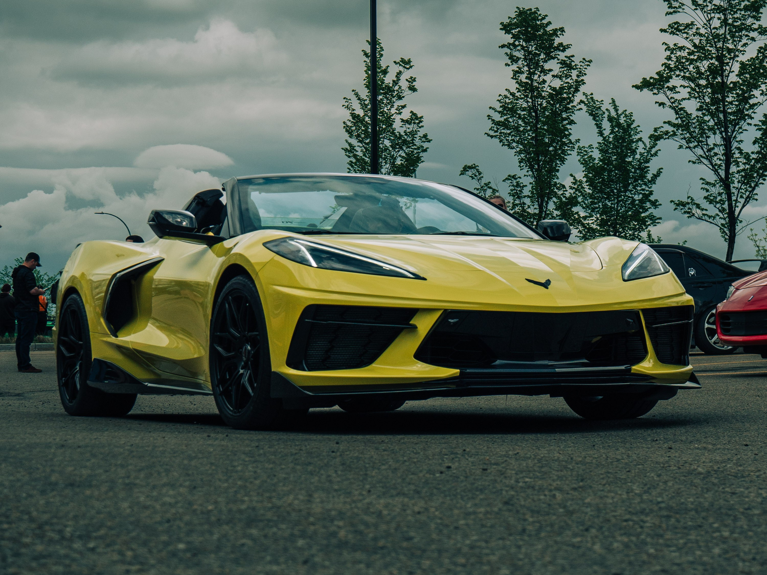 Edmonton Cars & Coffee Drive Out at Sherwood Motorcars’ event, May 26, 2024!