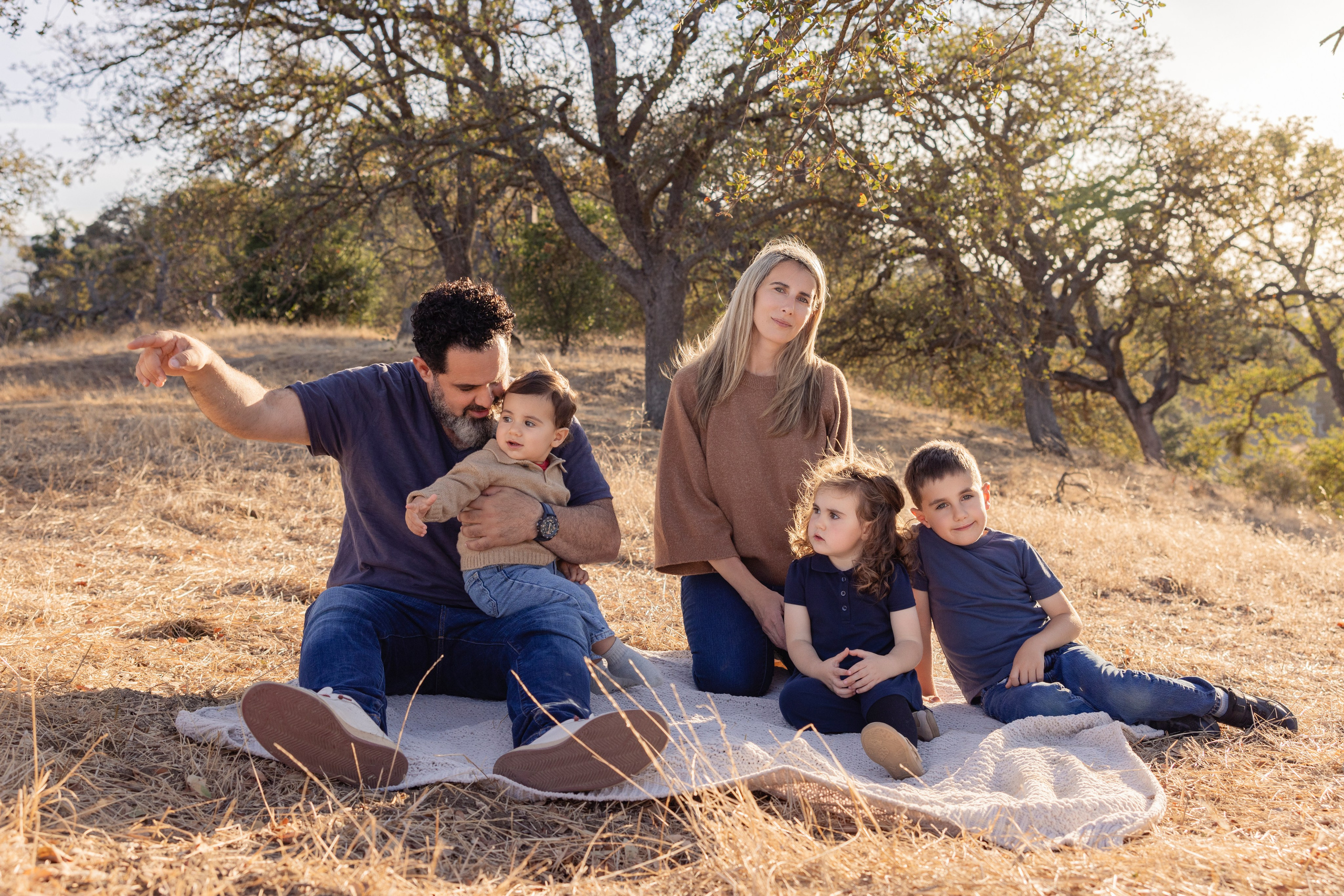 Under the Oaks. Levantera Photo San Francisco Bay Area Photographer Natalia