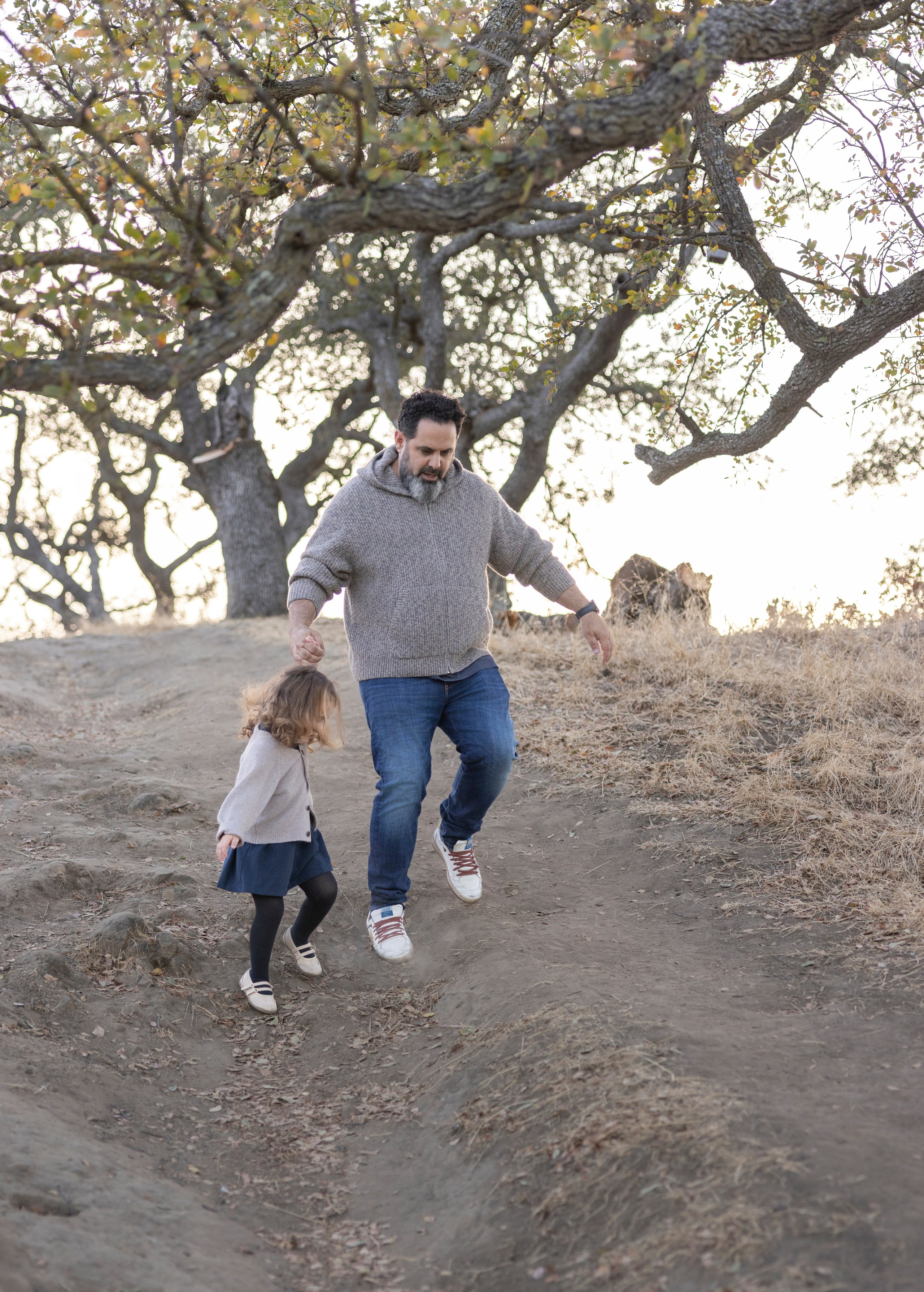 Under the Oaks. Levantera Photo San Francisco Bay Area Photographer Natalia
