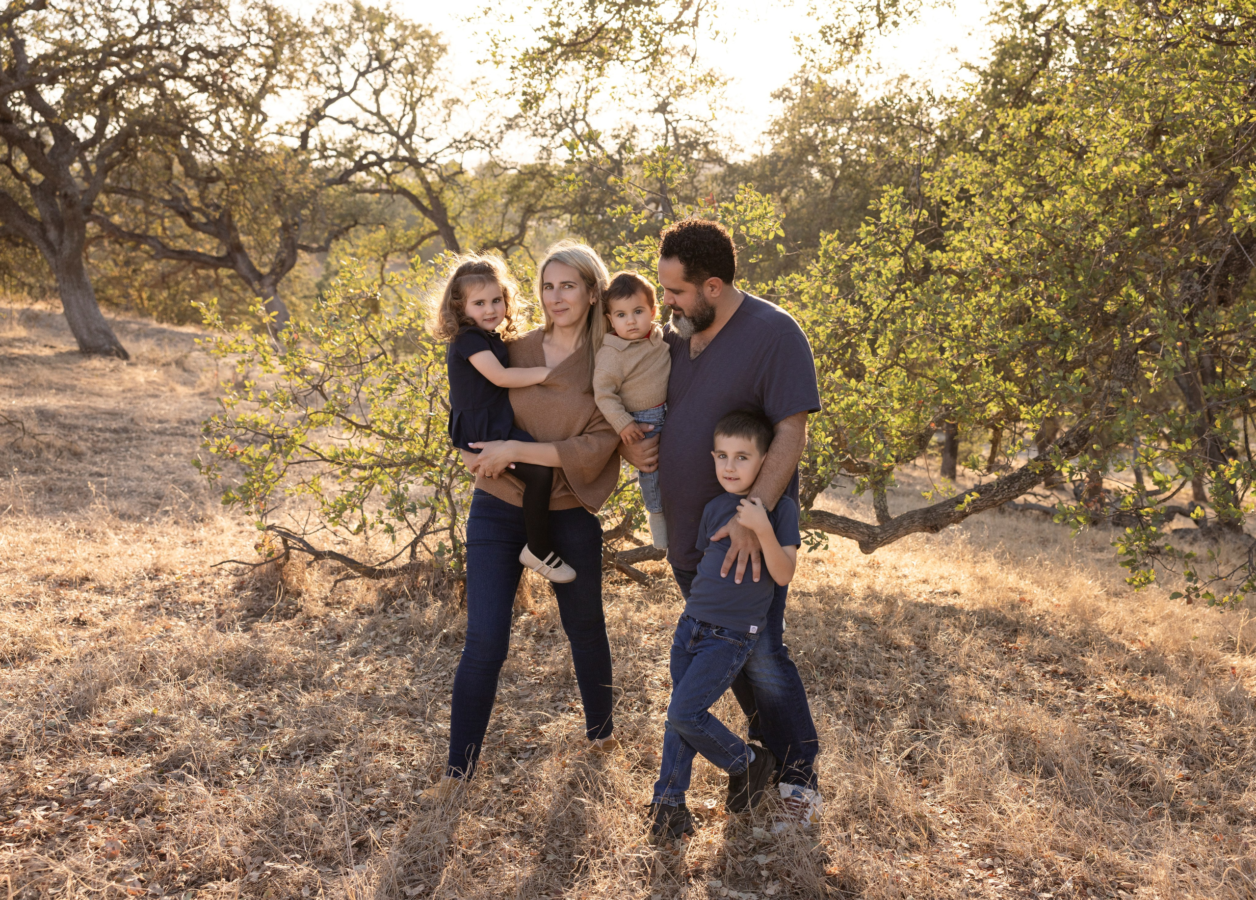 Under the Oaks. Levantera Photo San Francisco Bay Area Photographer Natalia