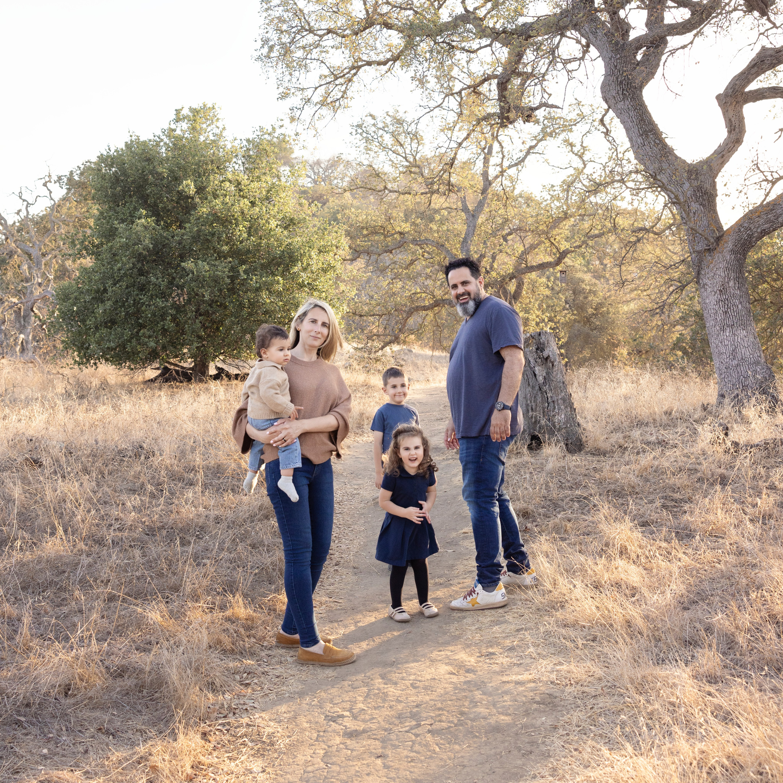 Under the Oaks. Levantera Photo San Francisco Bay Area Photographer Natalia