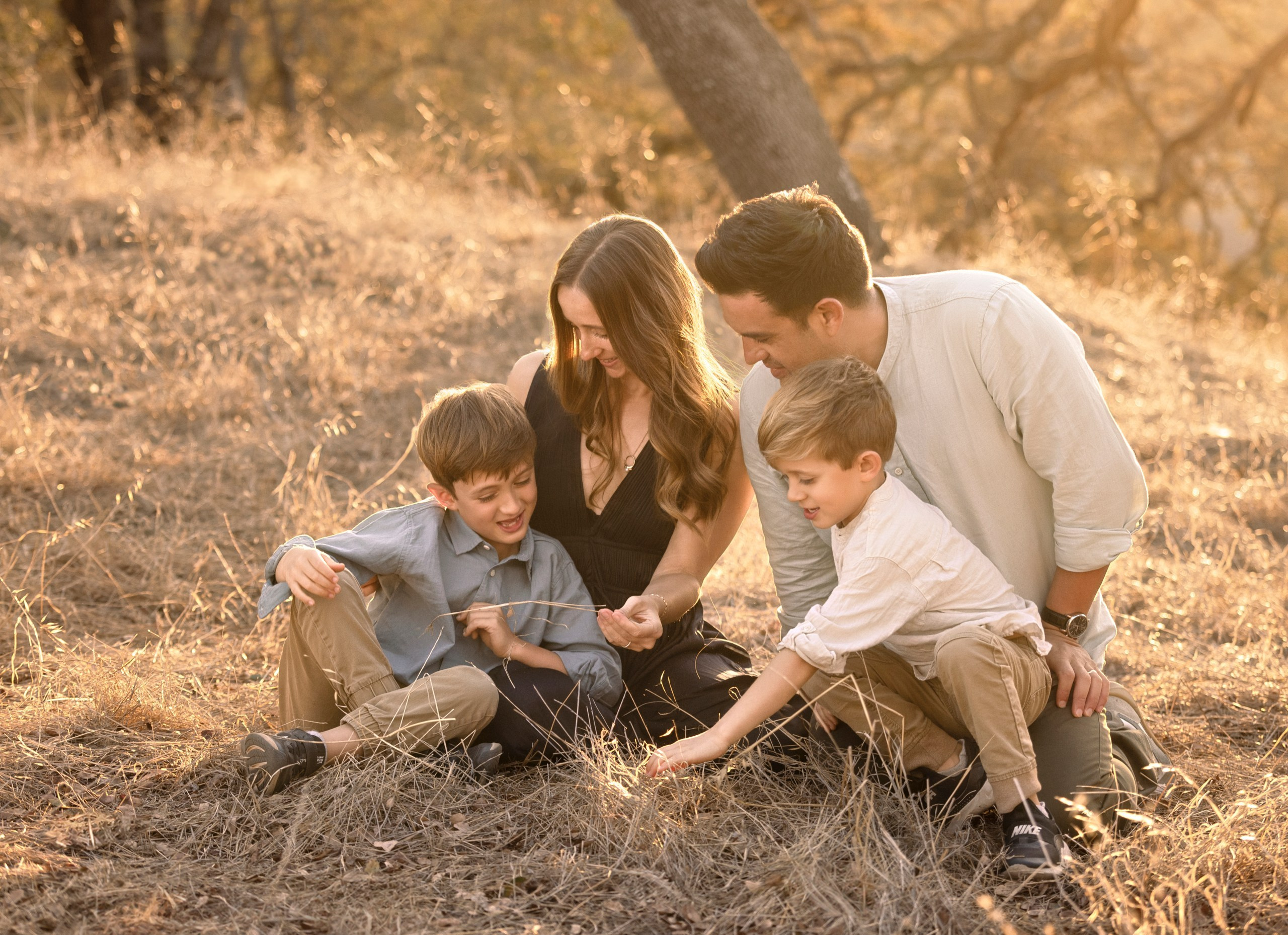 An Evening in Gold (Classic Family Session). Levantera Photo San Francisco Bay Area Photographer Natalia