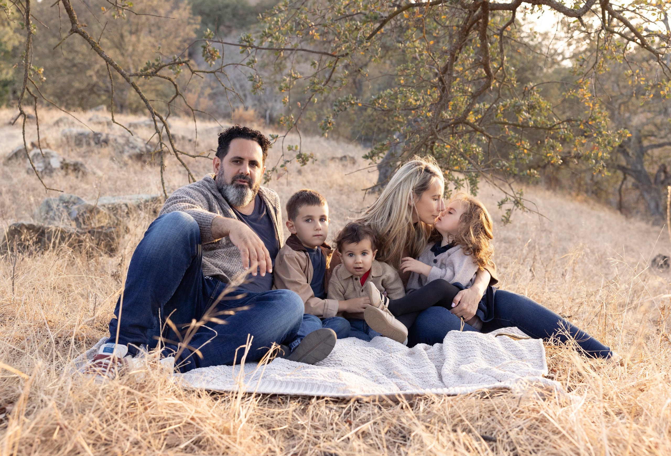 Under the Oaks. Levantera Photo San Francisco Bay Area Photographer Natalia